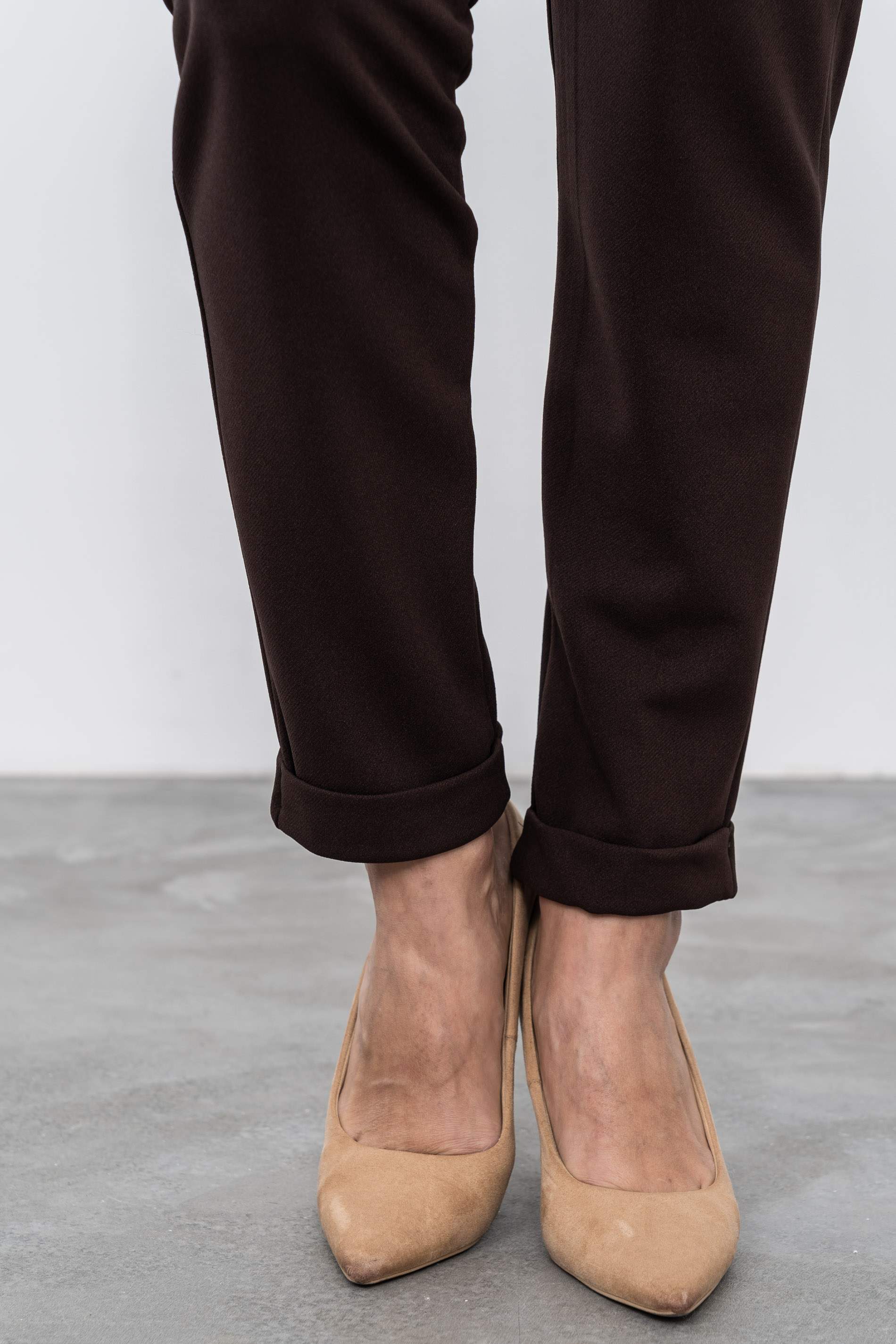 PANTALÓN GOMA BOLSILLOS CHOCOLATE