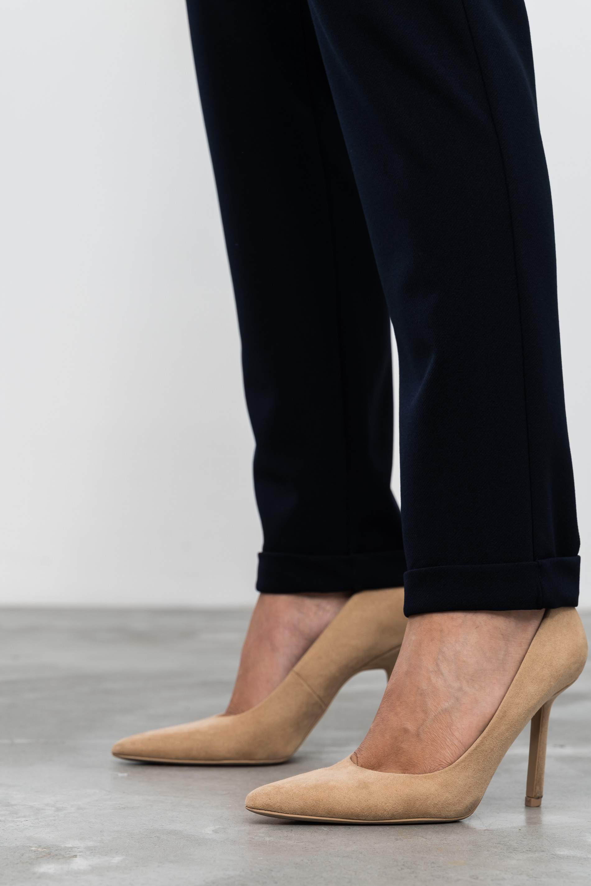 PANTALÓN GOMA BOLSILLOS MARINO