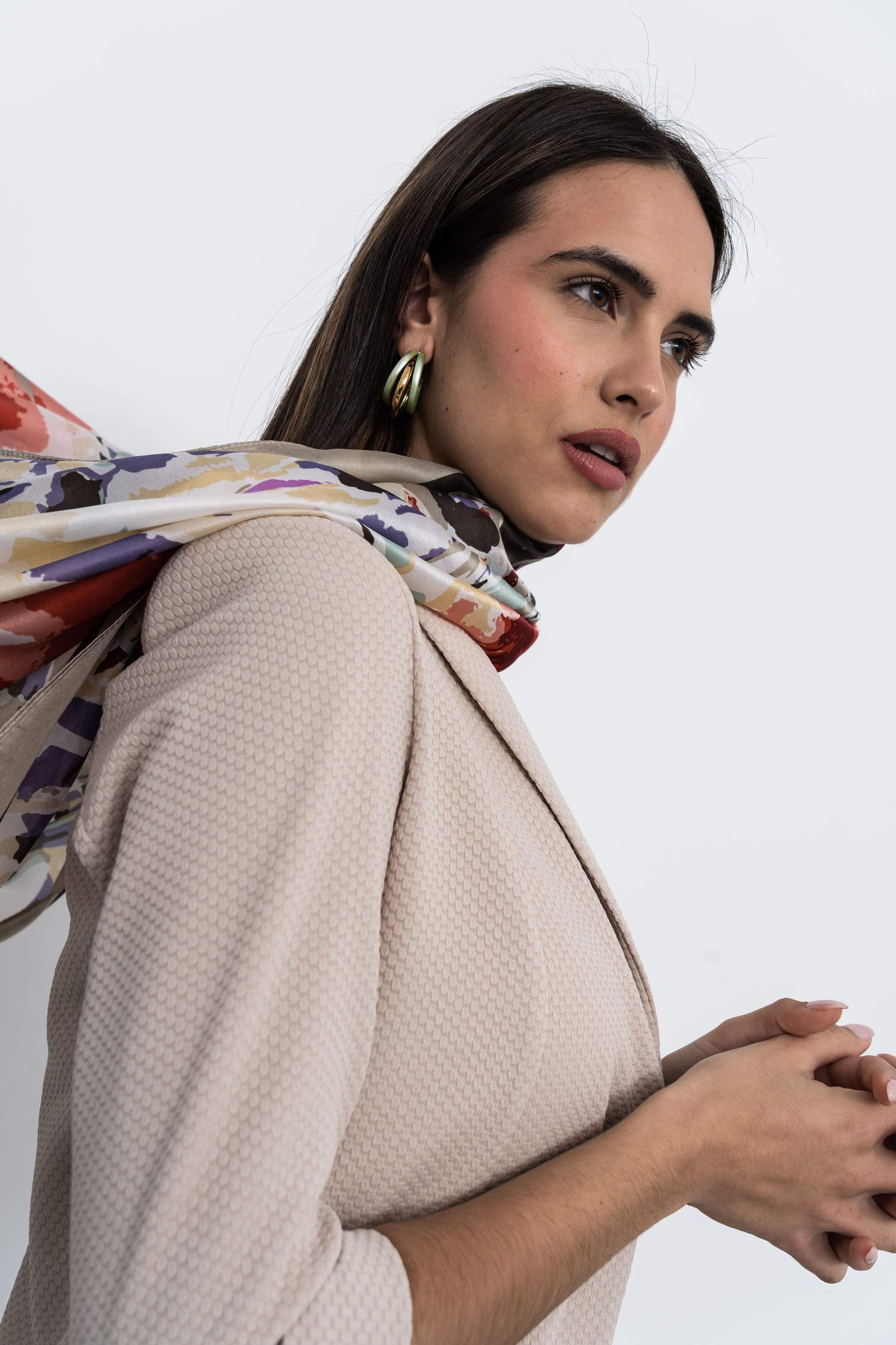 CHAQUETA ABIERTA SOLAPAS PANEL ARENA