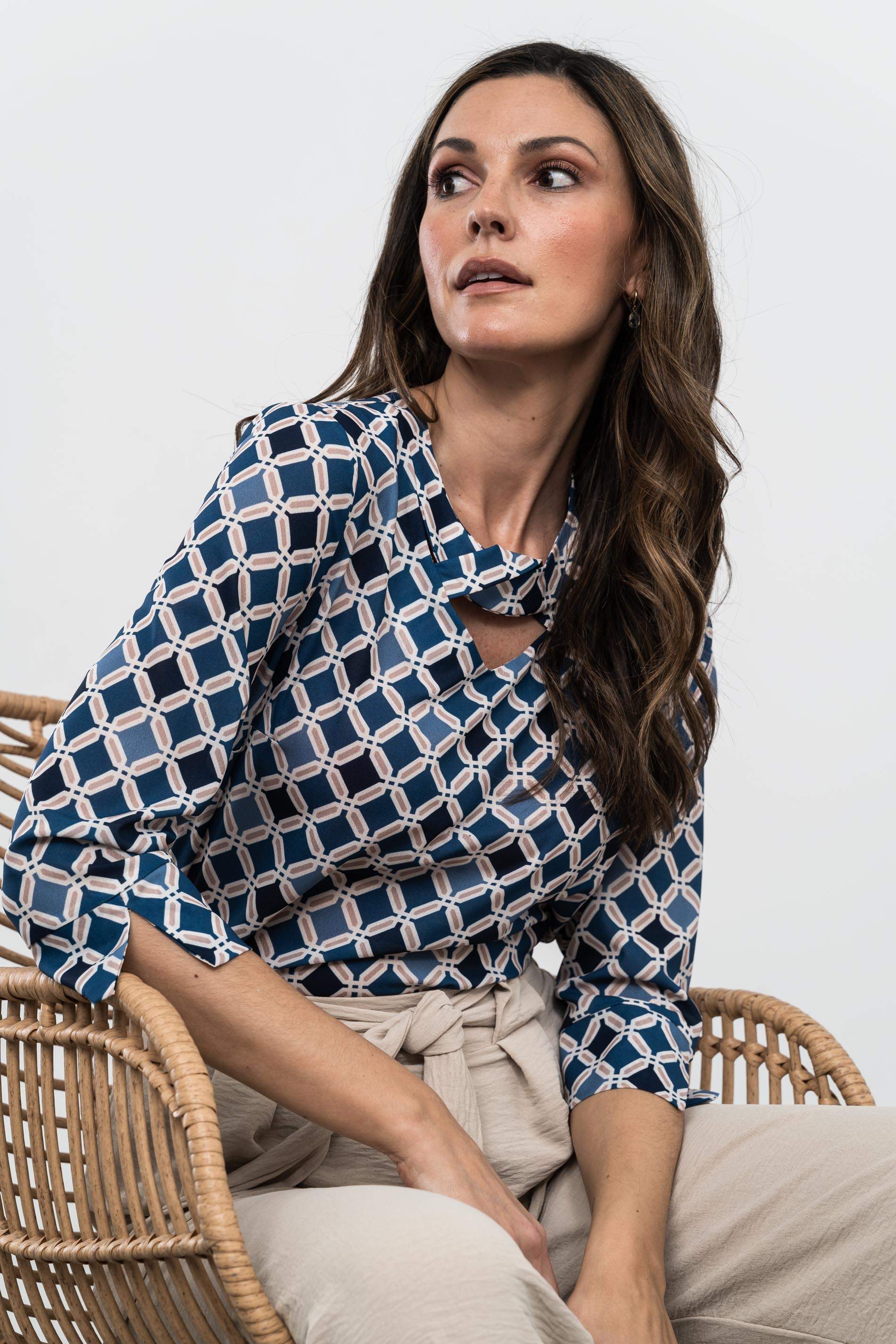 BLUSA CRUCETA GEOMÉTRICOS 