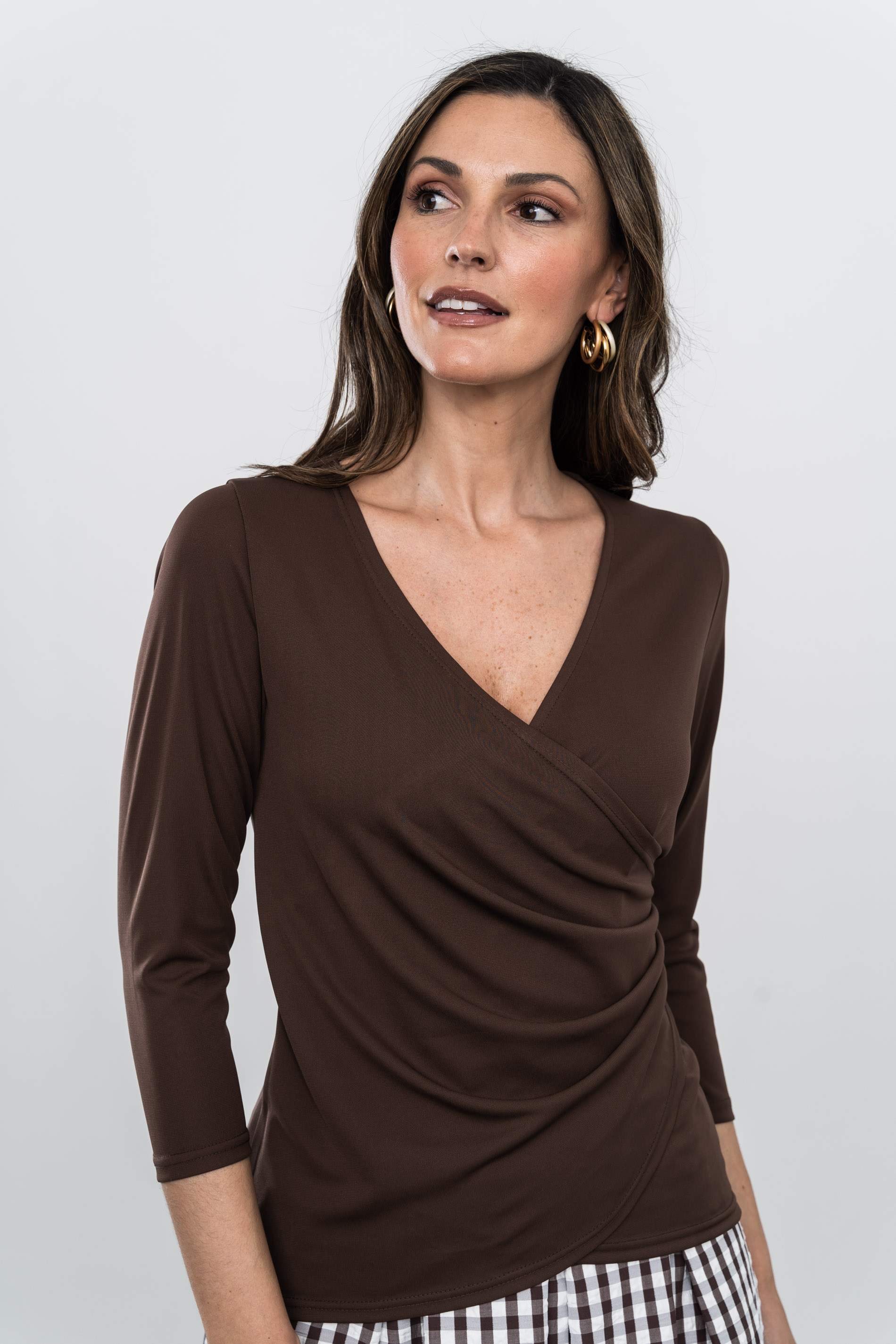 TOP RECOGIDO LATERAL CHOCOLATE