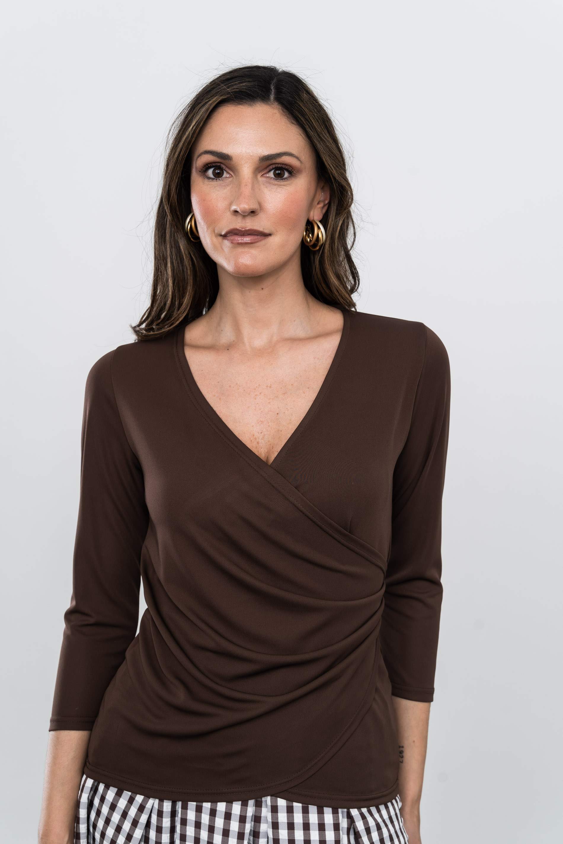 TOP RECOGIDO LATERAL CHOCOLATE