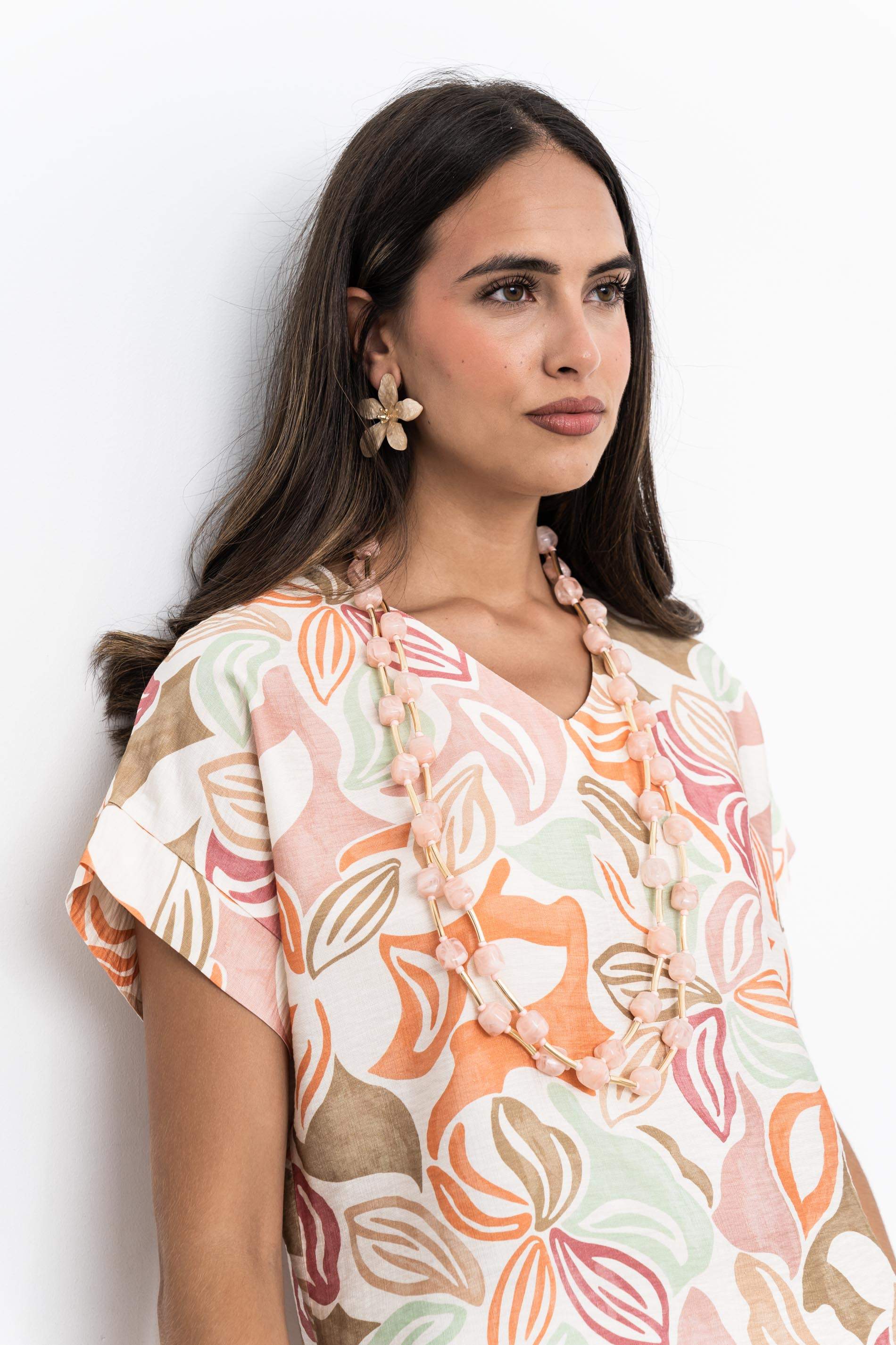 VESTIDO MANGA VUELTA HOJAS NUDE