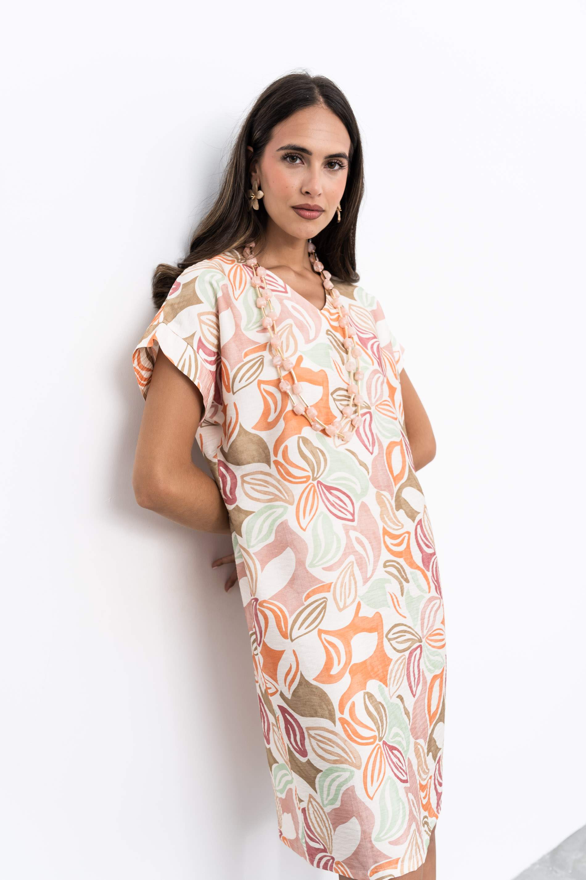 VESTIDO MANGA VUELTA HOJAS NUDE