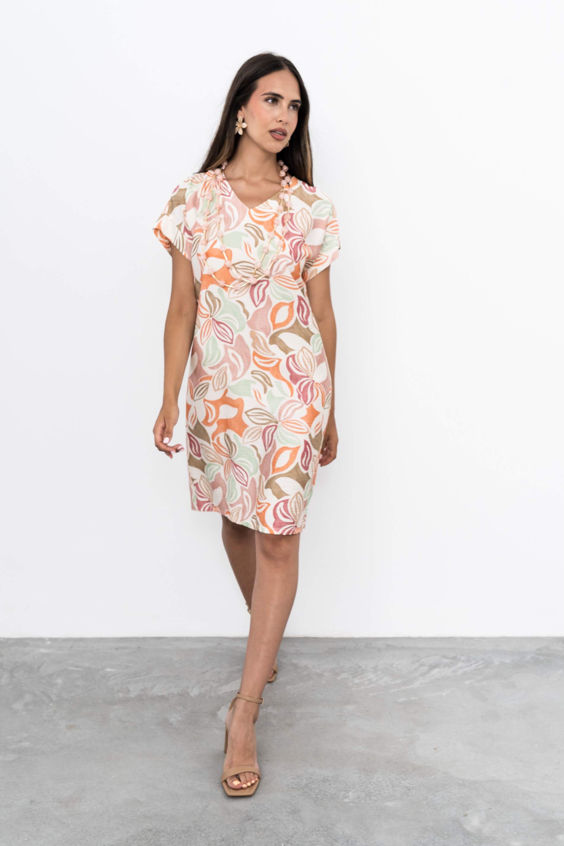 VESTIDO MANGA VUELTA HOJAS NUDE