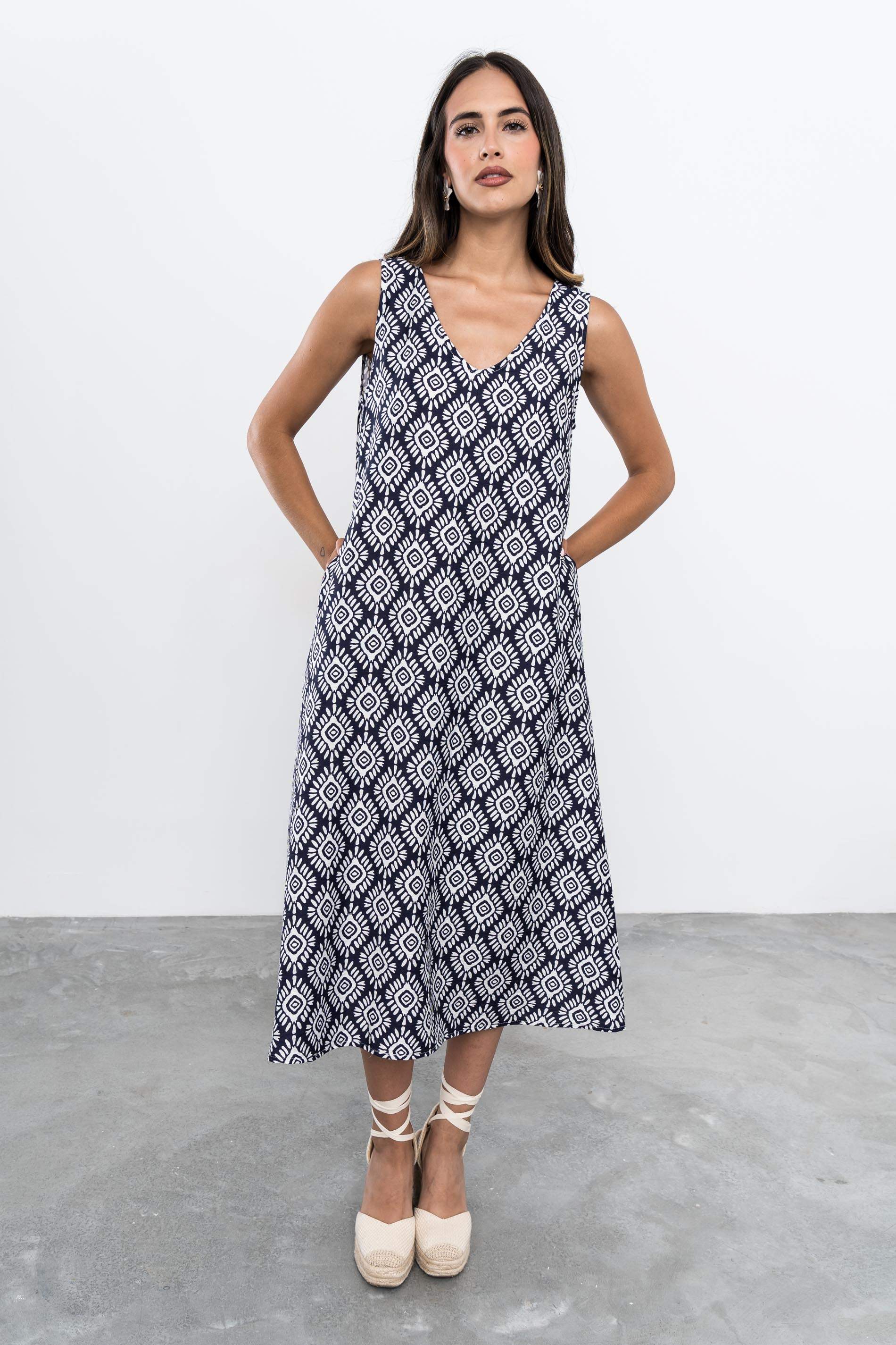 VESTIDO MIDI ESTAMPADO AZTECA