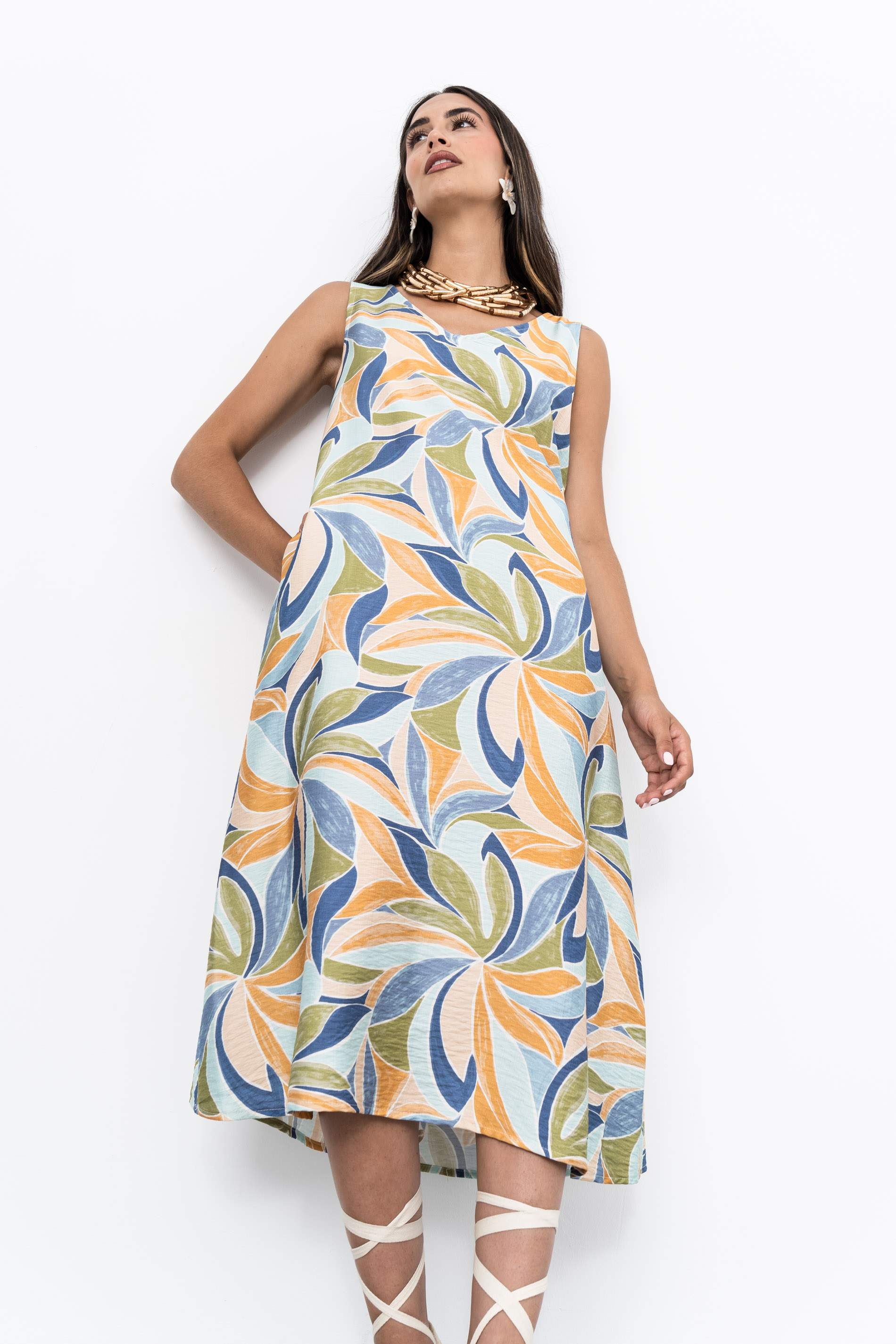 VESTIDO MIDI ESTAMPADO HOJAS