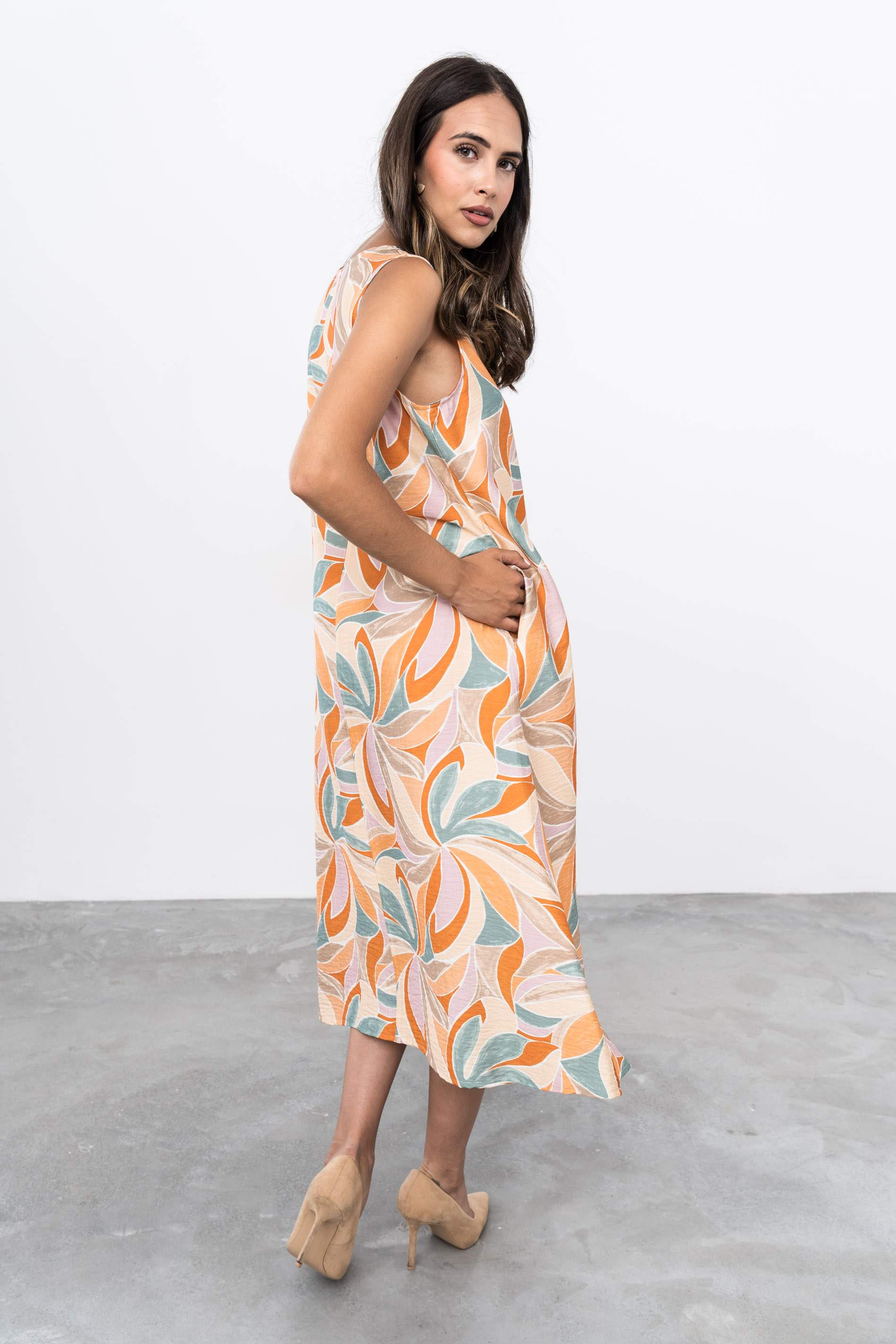 VESTIDO MIDI ESTAMPADO HOHAS MANDARINA
