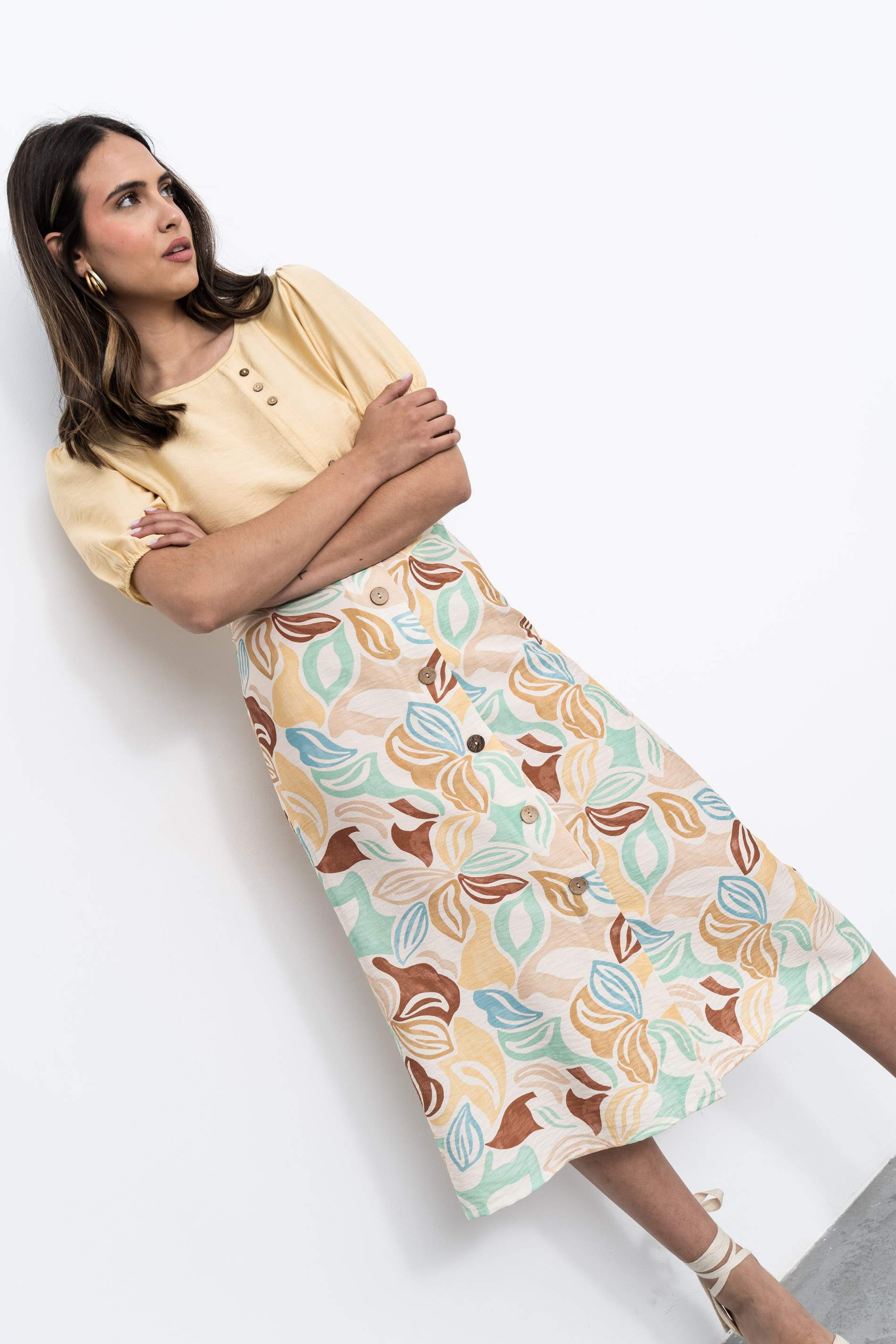 BLUSA EFECTO CRUZADO BOTONES VAINILLA