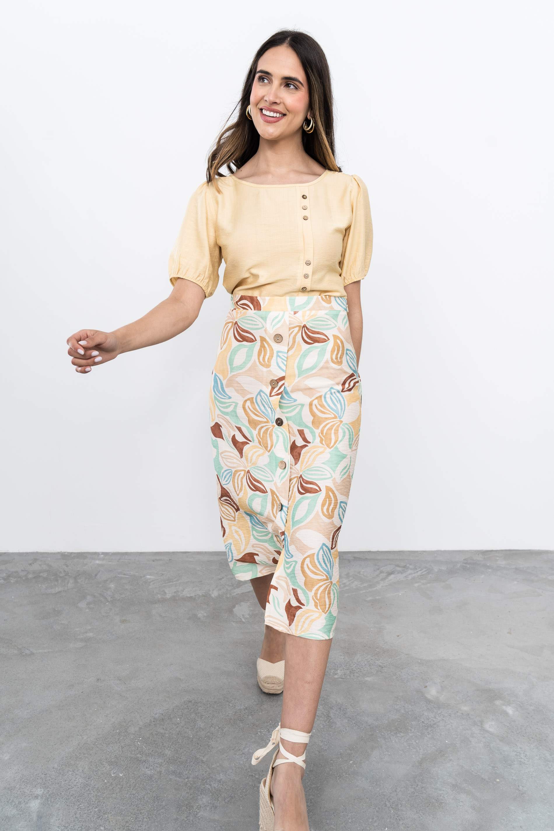 BLUSA EFECTO CRUZADO BOTONES VAINILLA