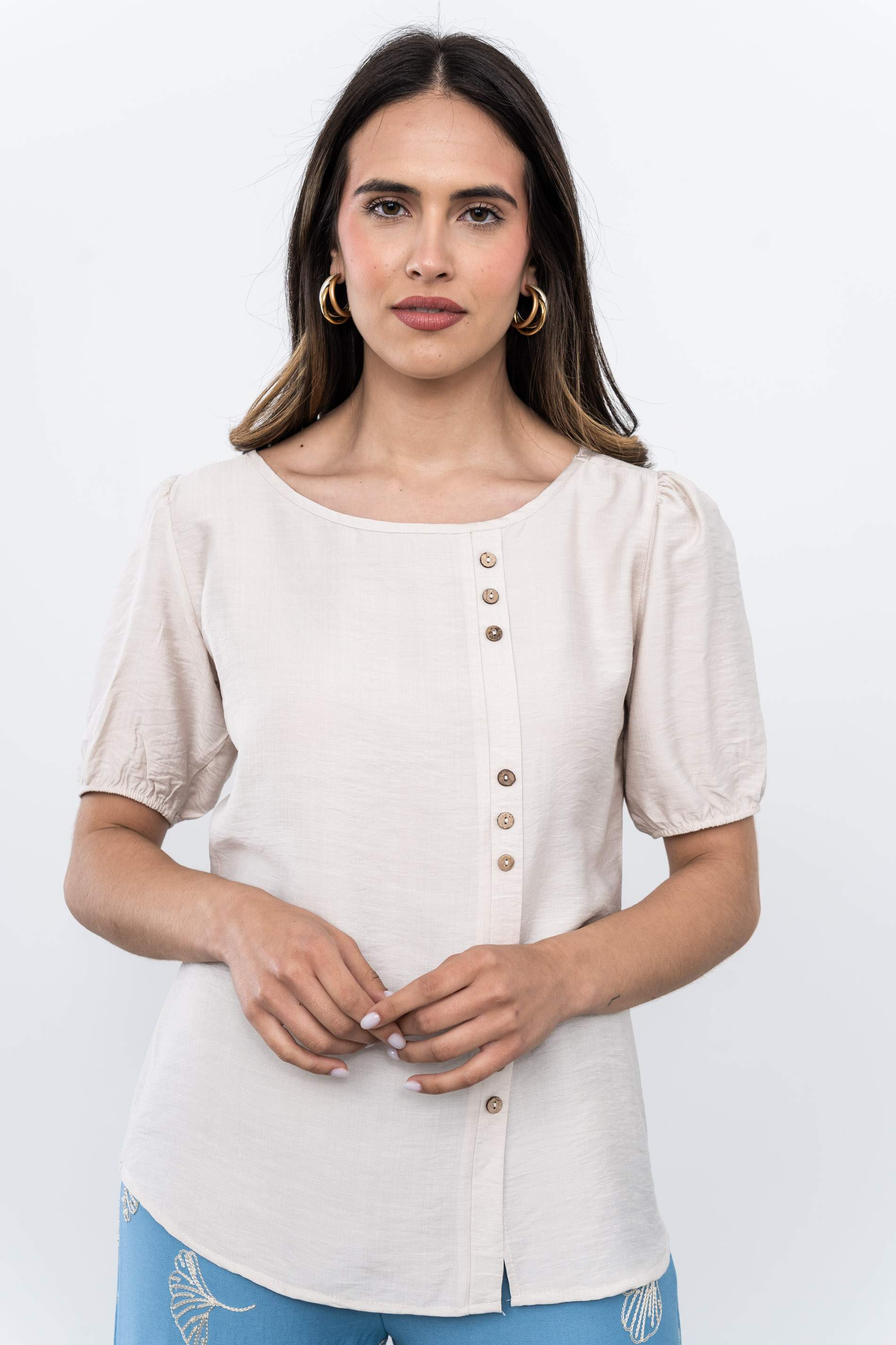 BLUSA EFECTO CRUZADO BOTONES BEIGE