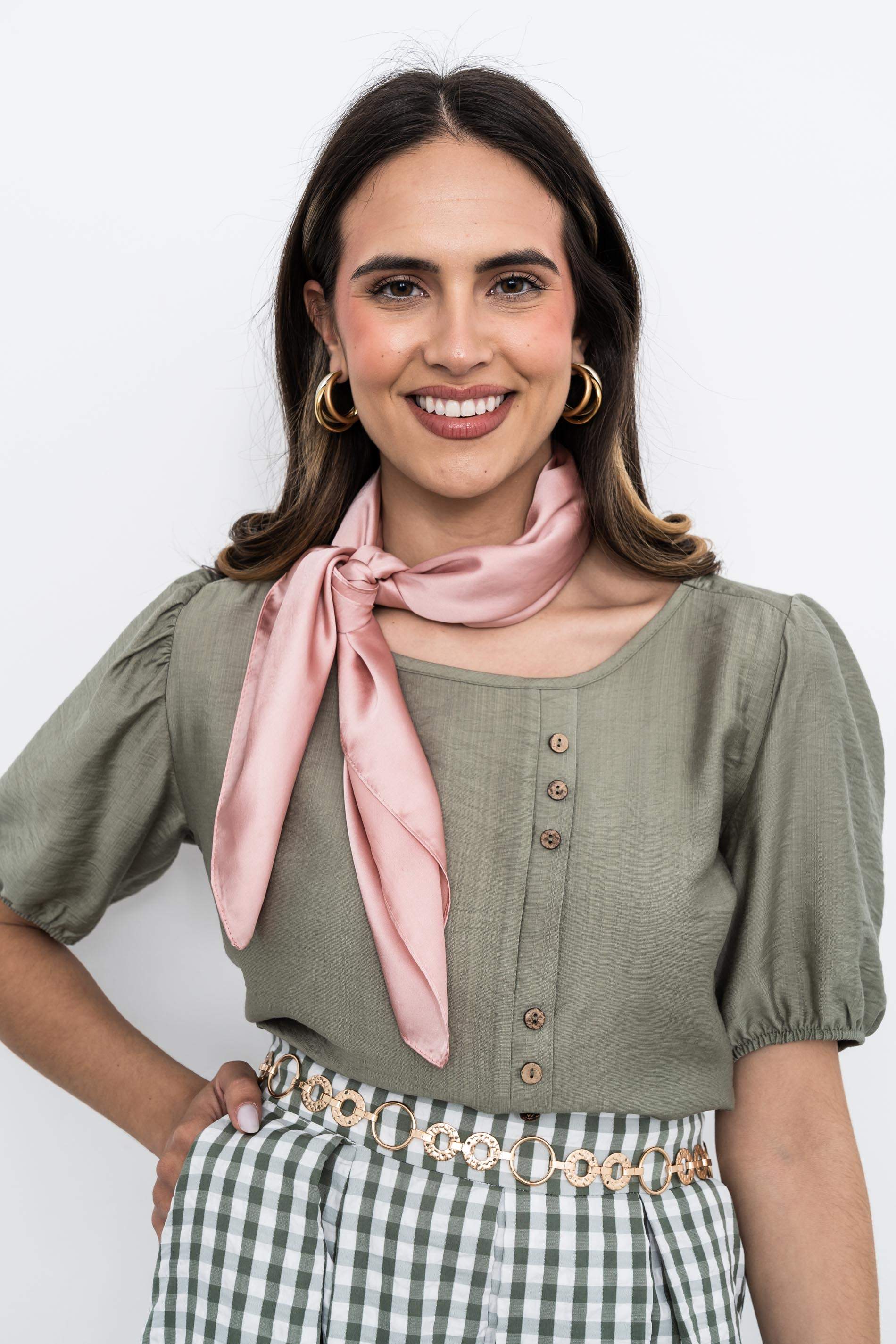 BLUSA EFECTO CRUZADO BOTONES KAKI