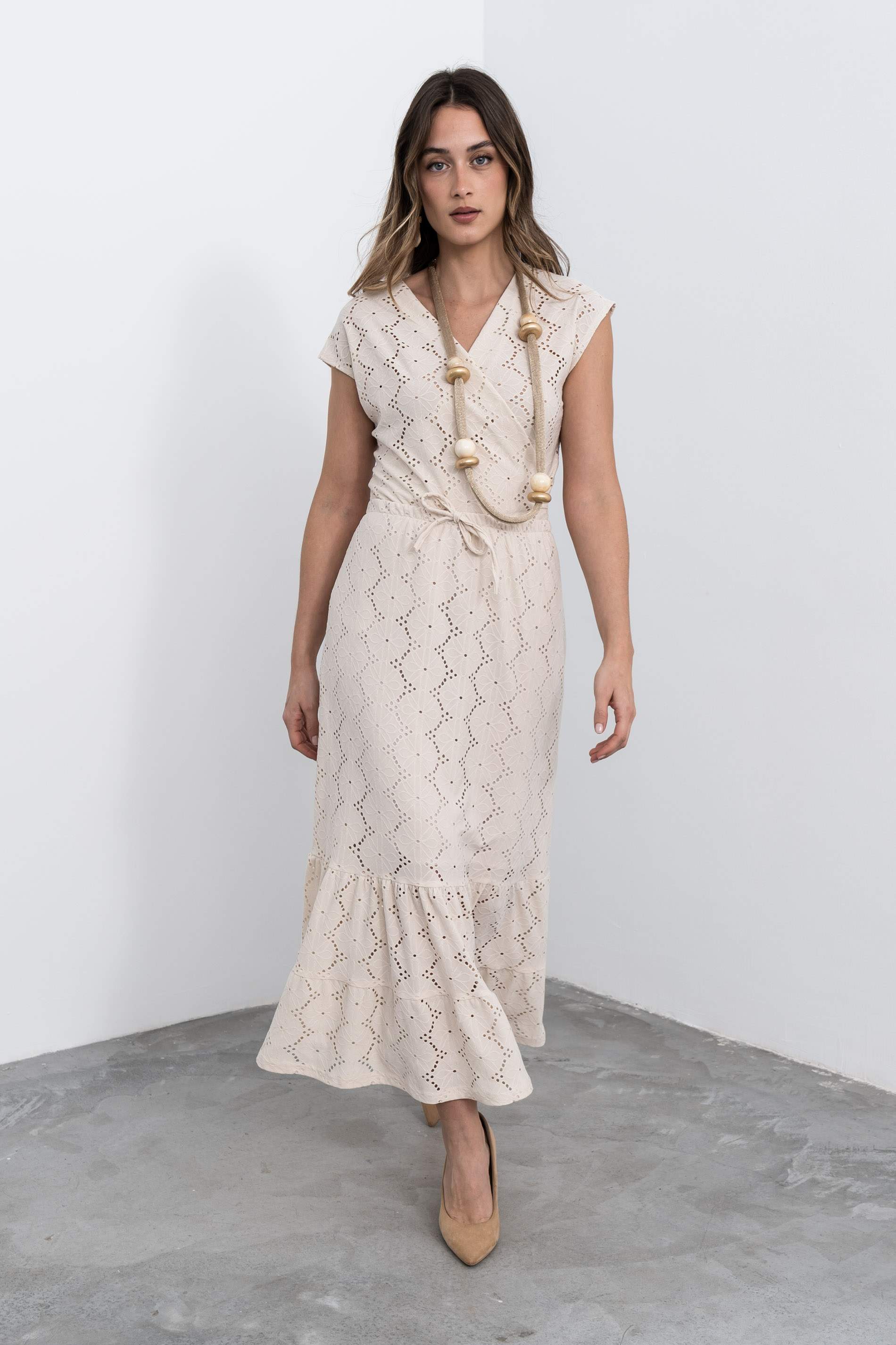 FALDA TEJIDO PERFORADO BEIGE