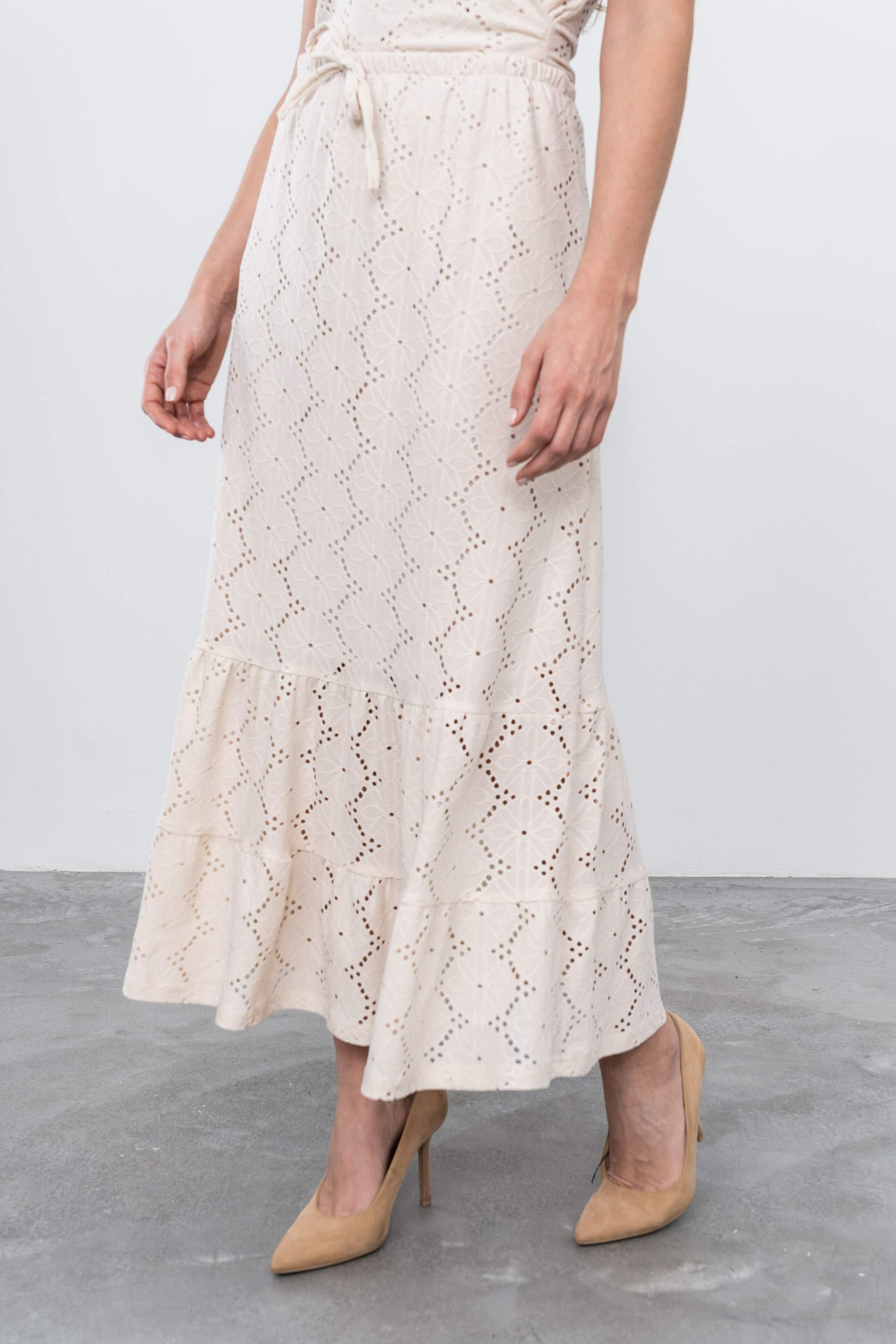 FALDA TEJIDO PERFORADO BEIGE