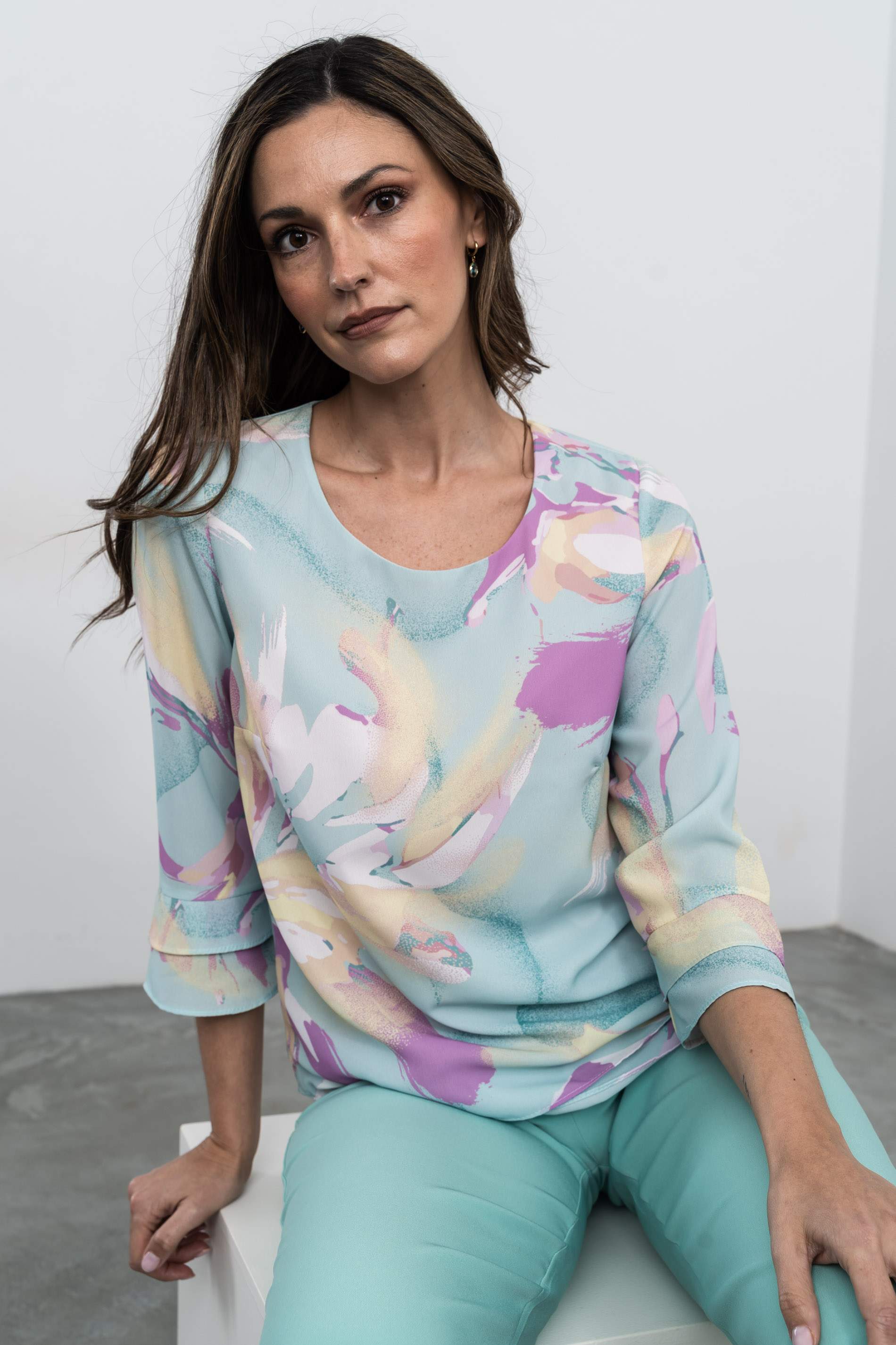 BLUSA DOBLE CAPA ESTAMPADO