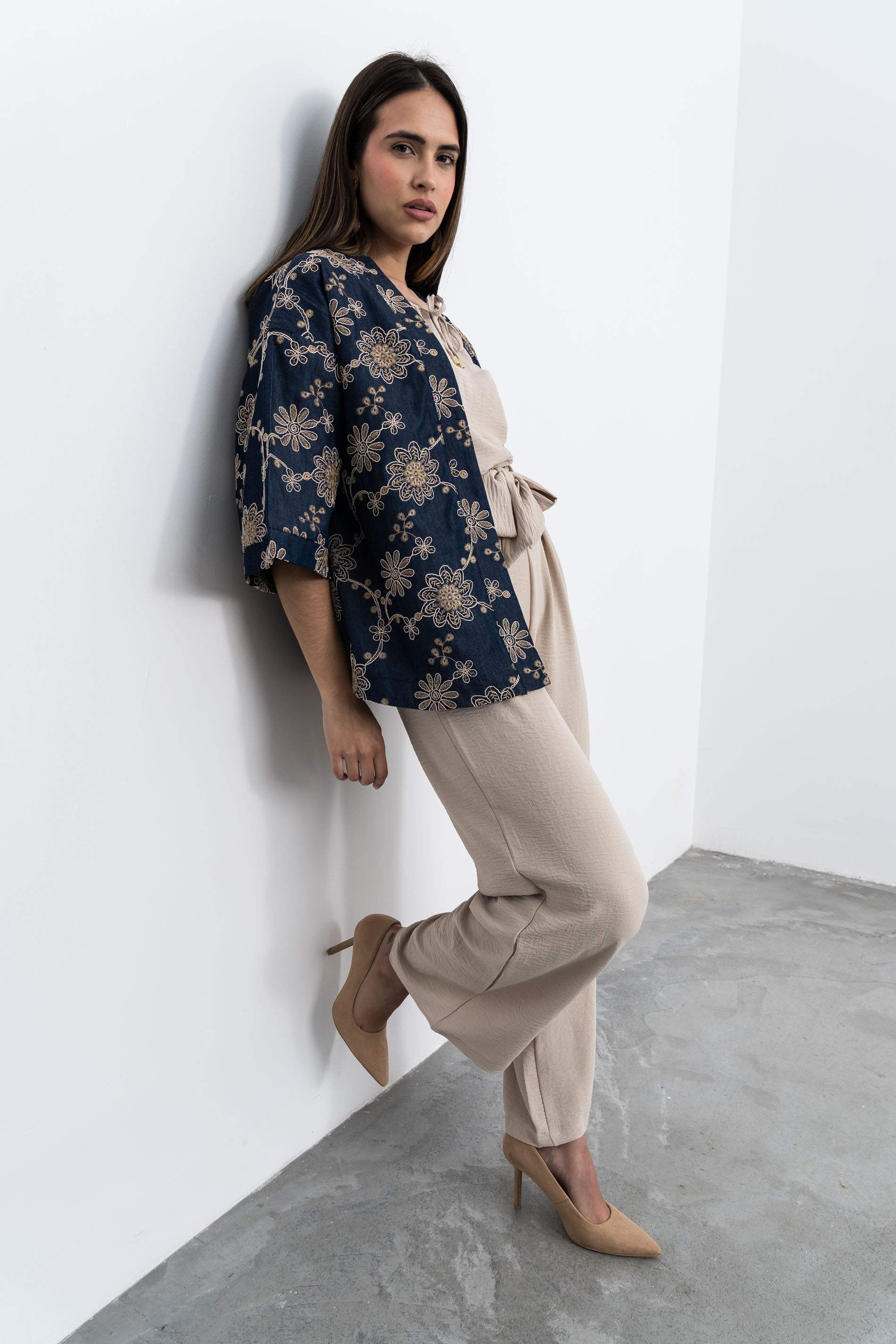 KIMONO DENIM BORDADO