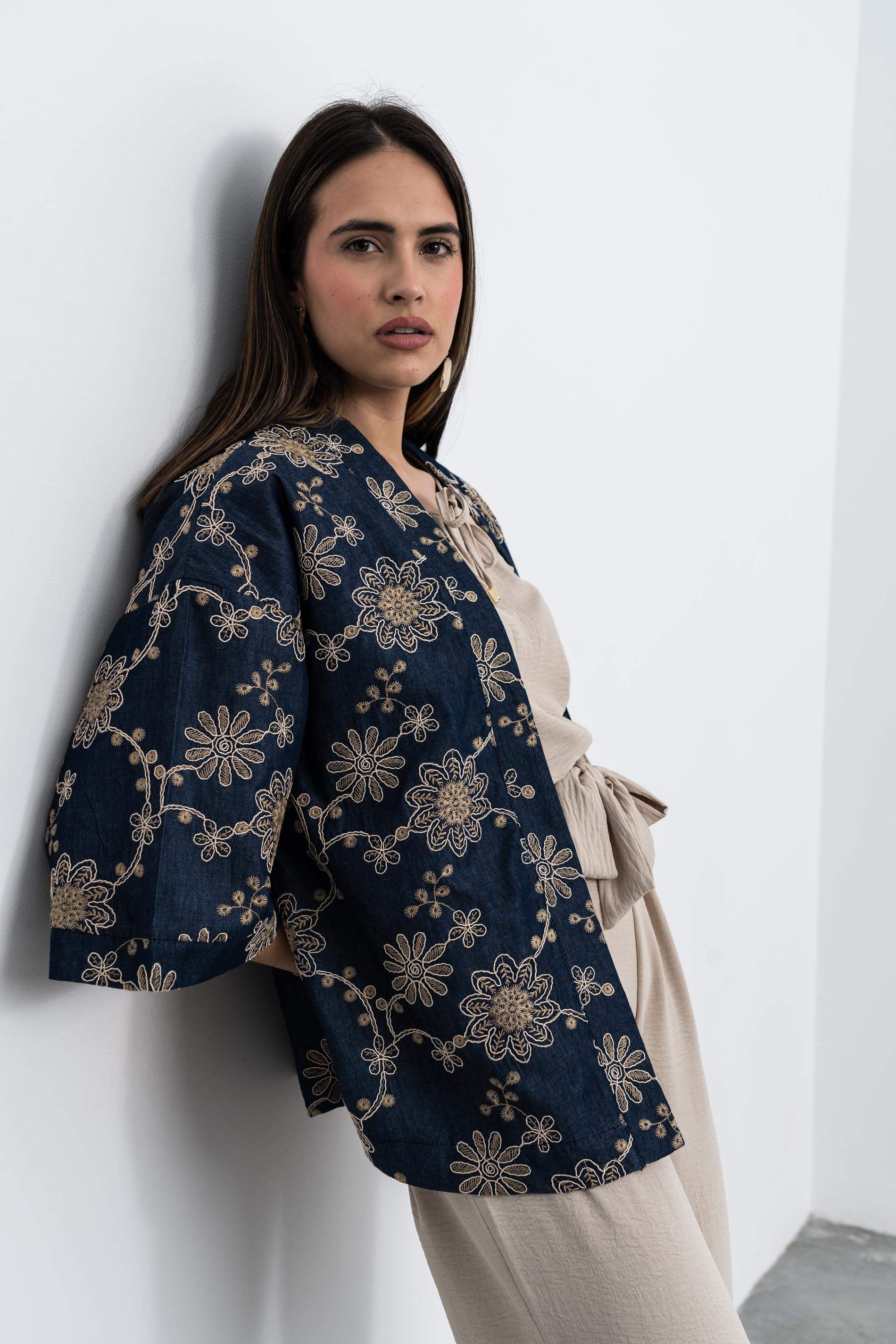 KIMONO DENIM BORDADO