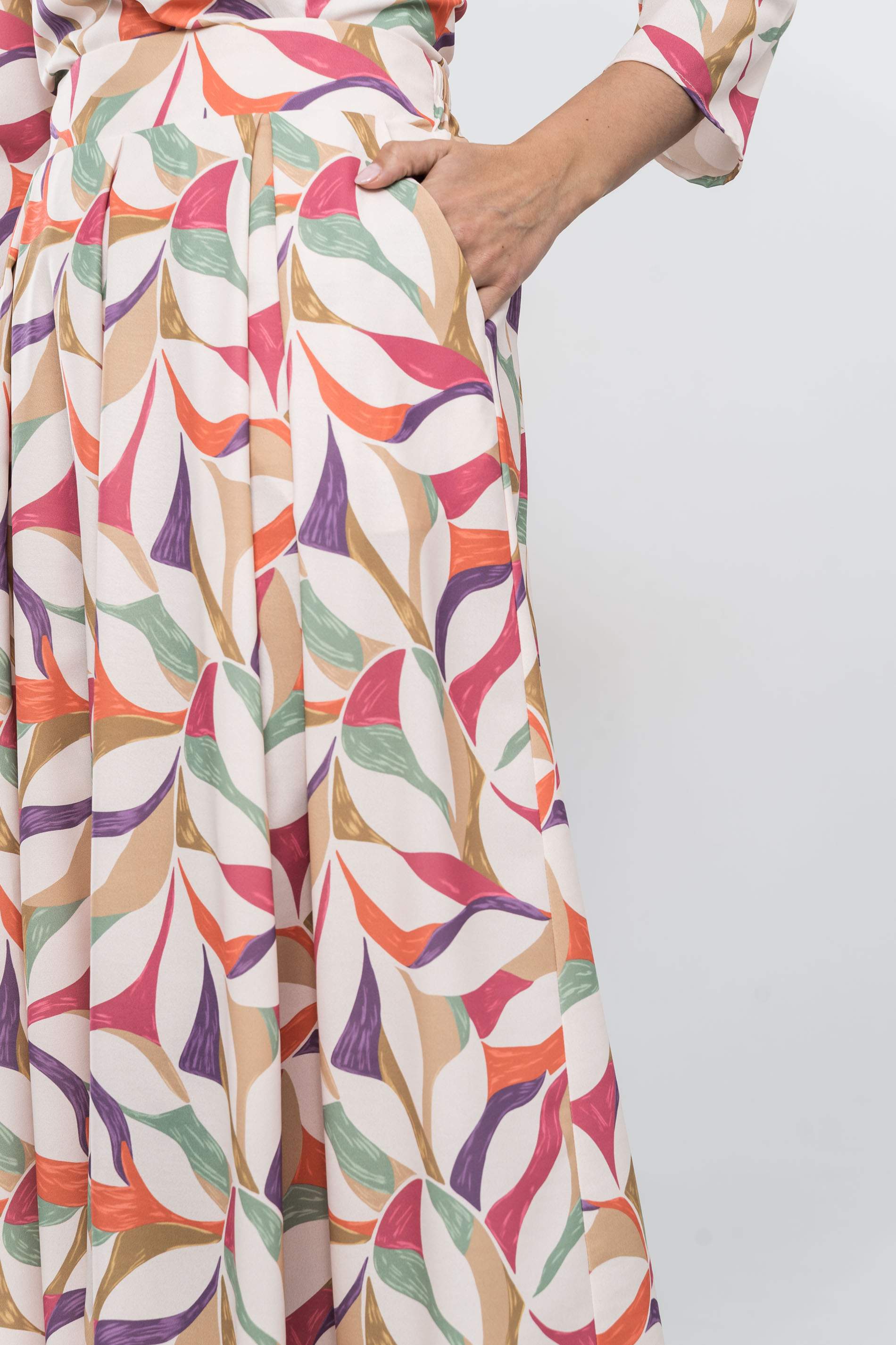 FALDA TABLAS HOJAS COLORES