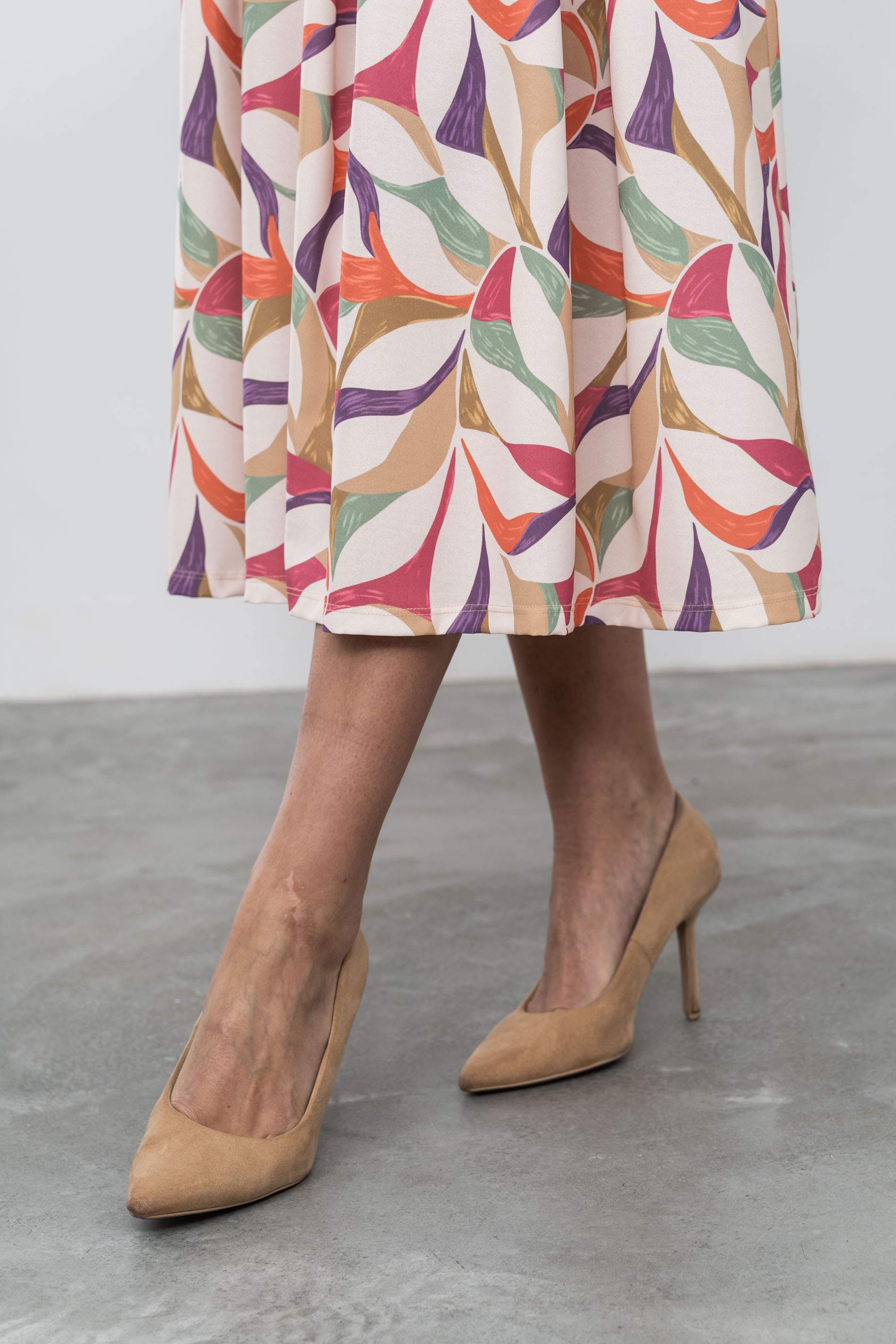 FALDA TABLAS HOJAS COLORES