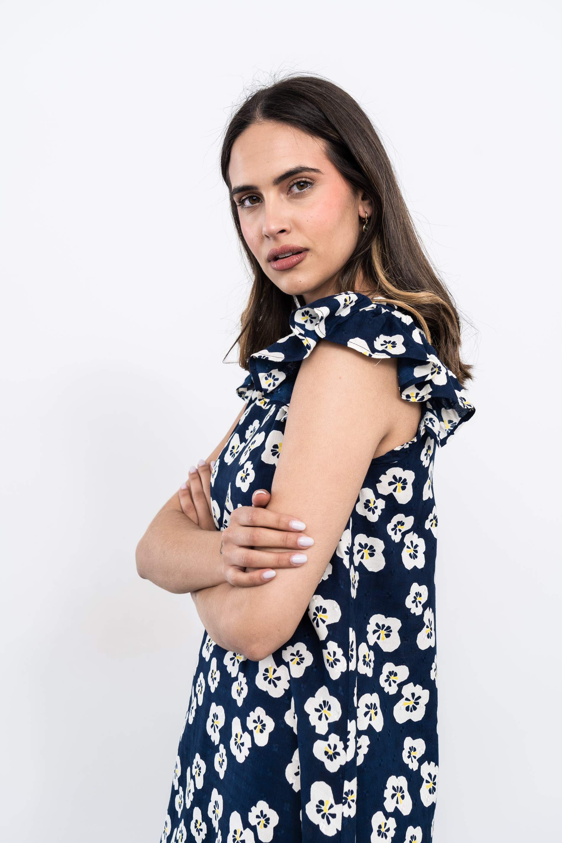 VESTIDO MANGA CAPAS FLOR