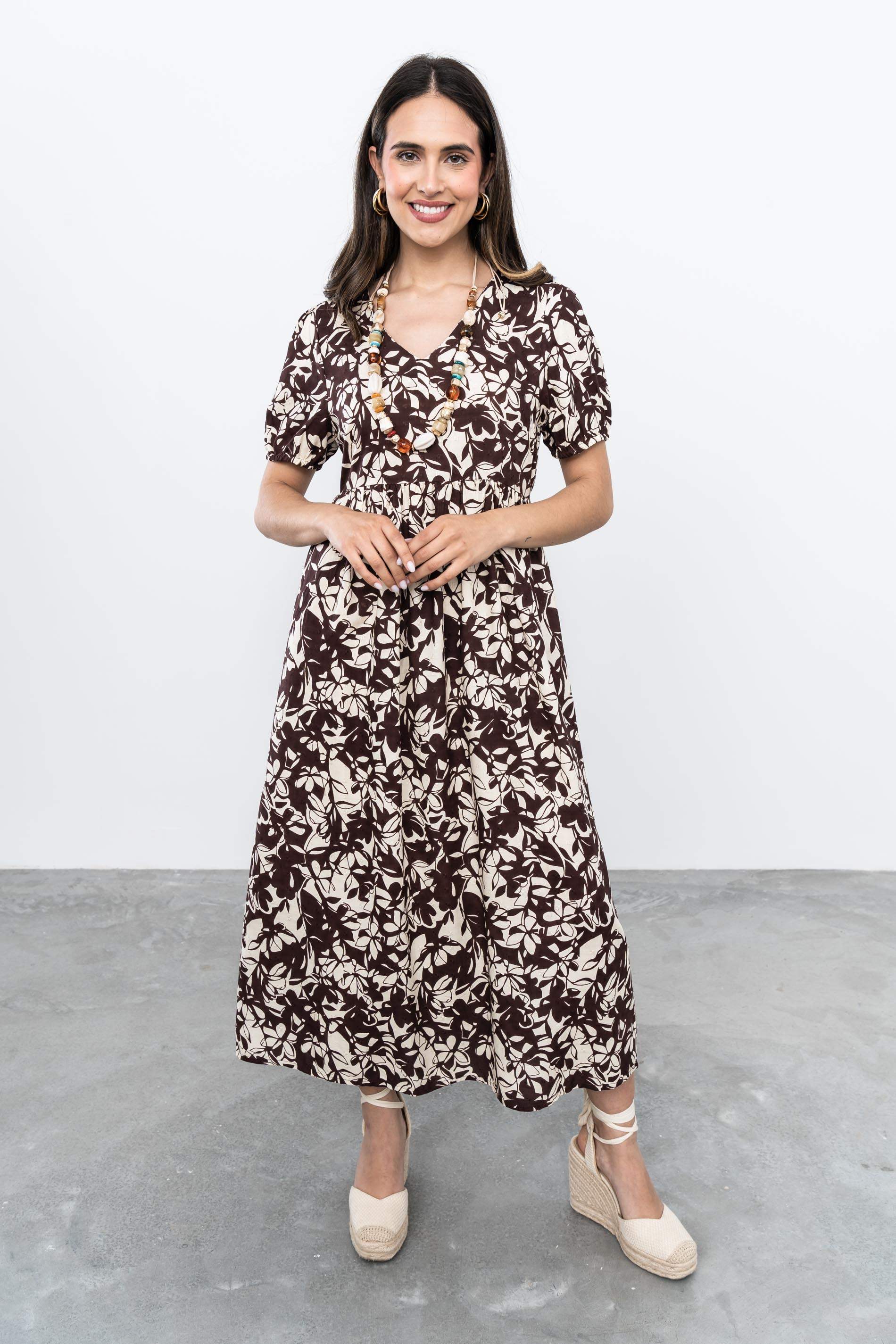 VESTIDO CORTE PECHO HOJAS