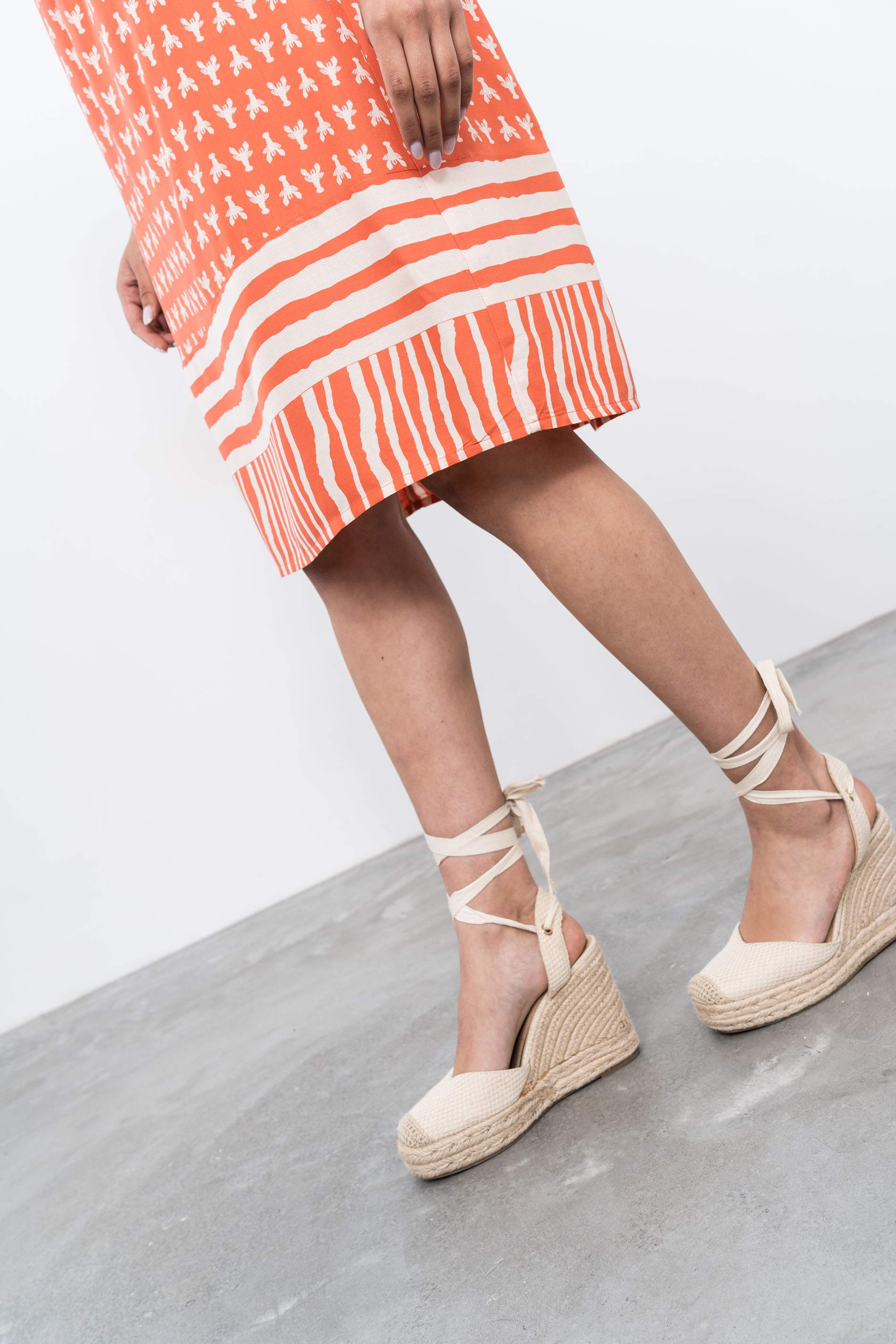 VESTIDO COMBINADO LANGOSTAS