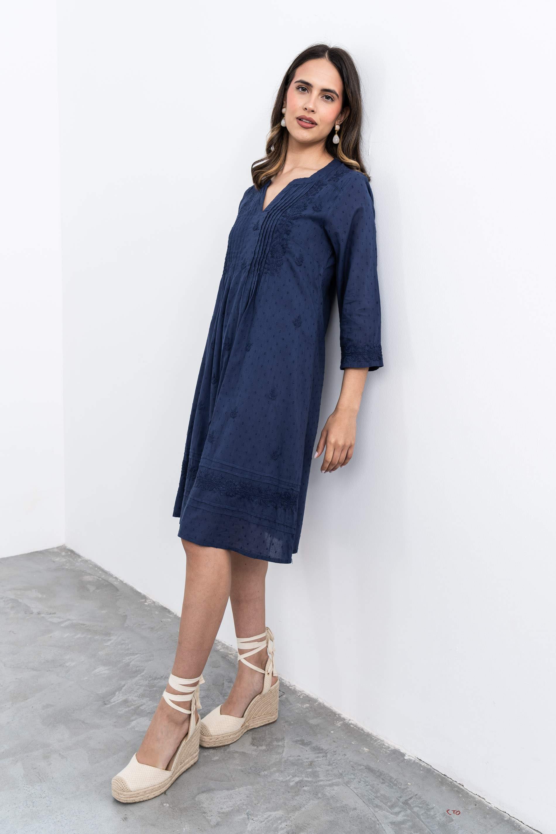 VESTIDO BORDADO JARETAS