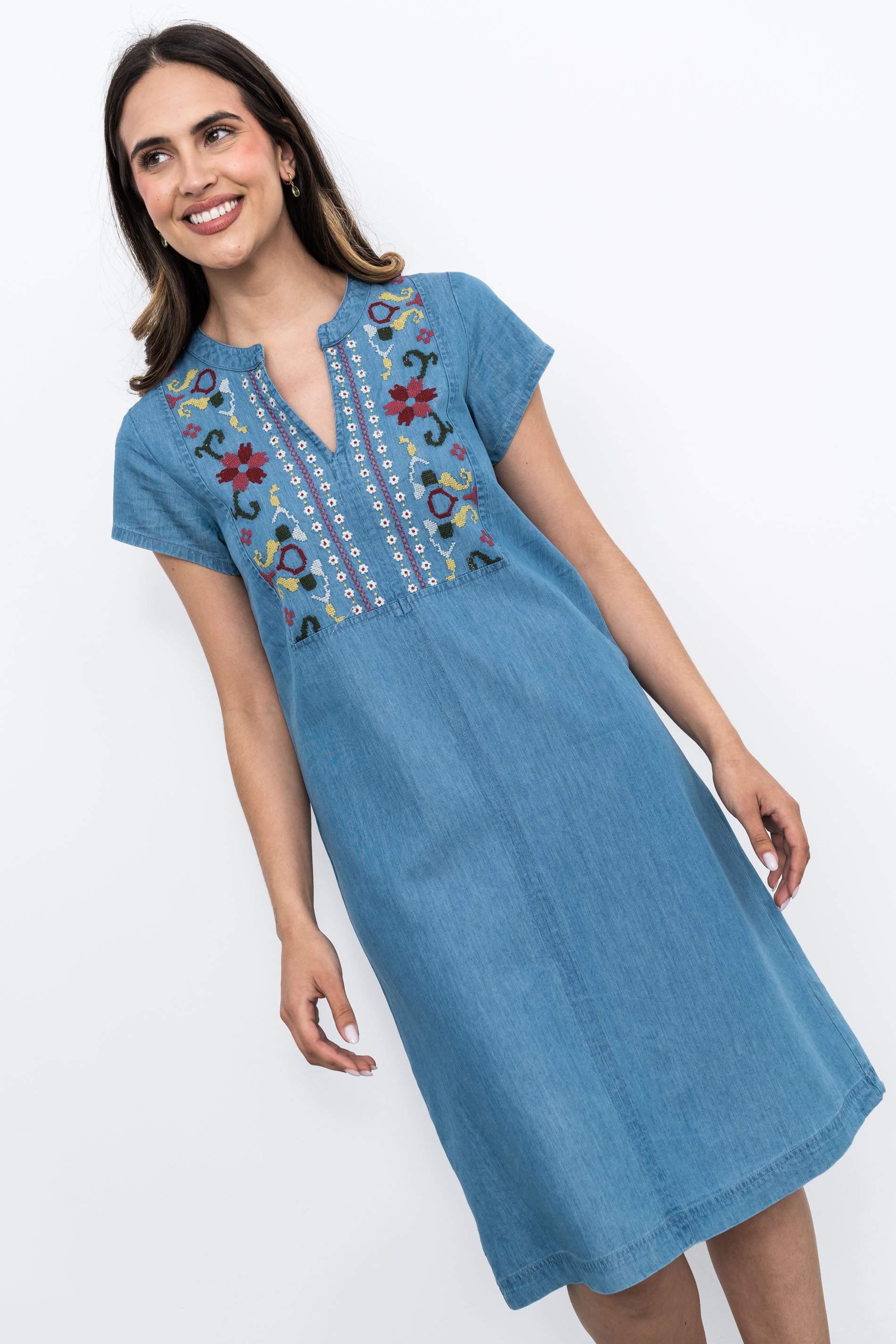 VESTIDO DENIM BORDADOS