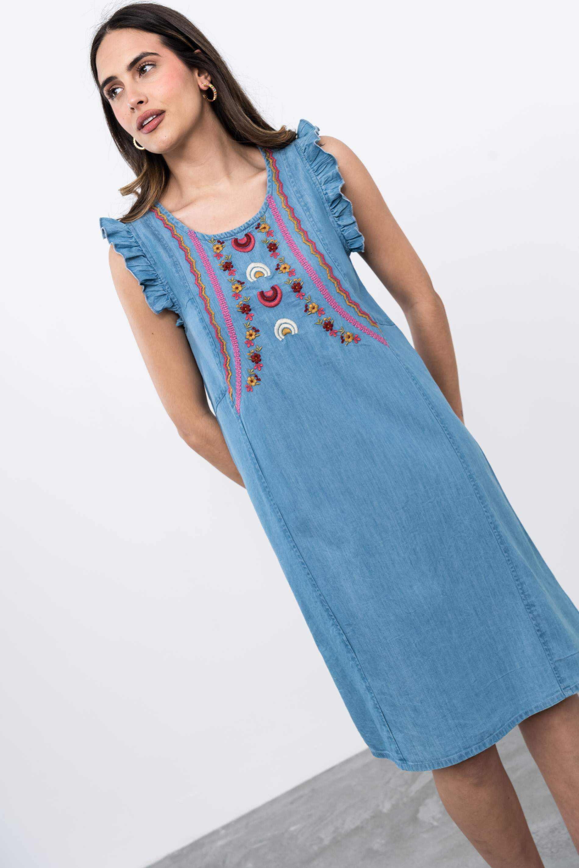 VESTIDO DENIM BORDADO VOLANTITOS