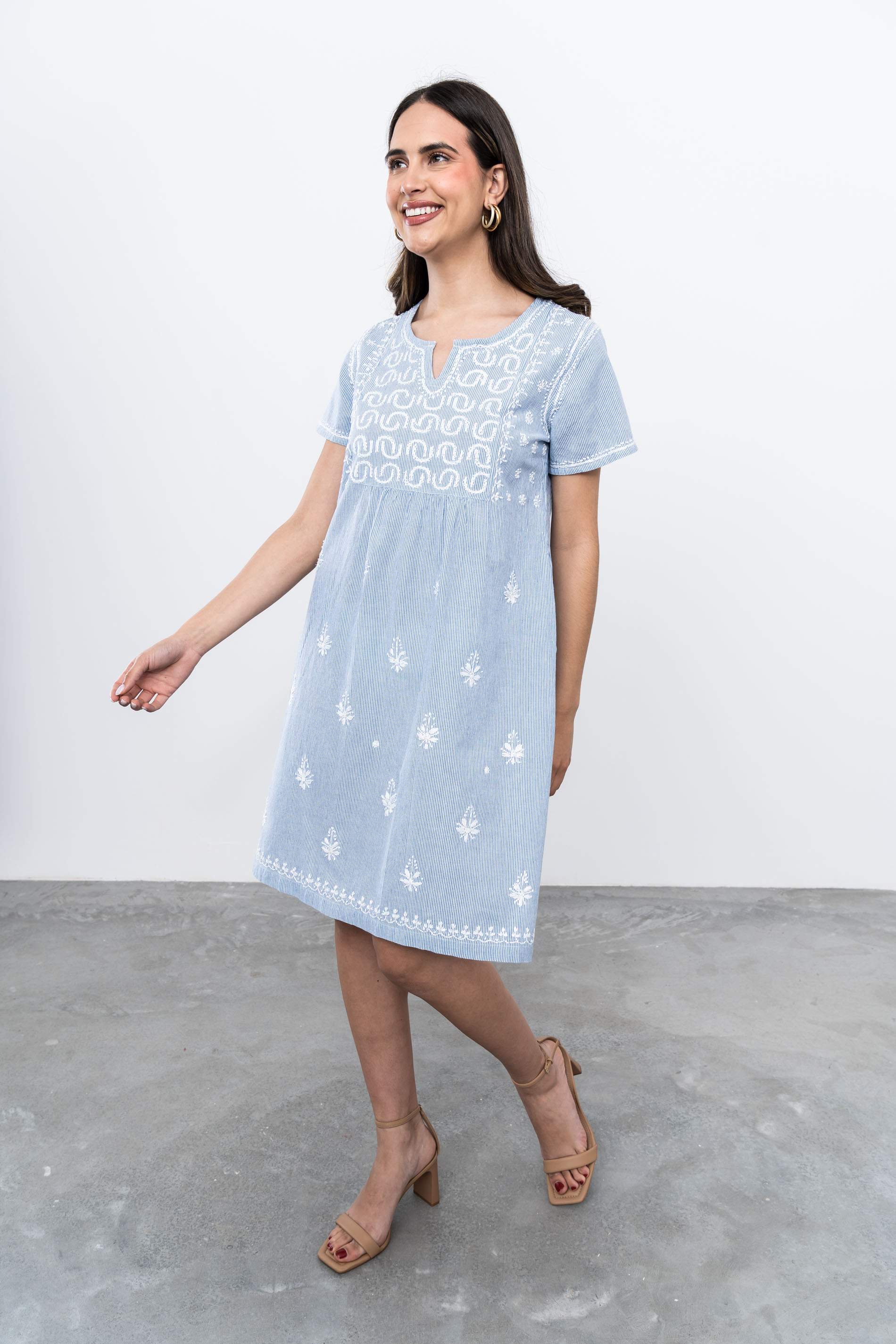 VESTIDO RAYAS BORDADO