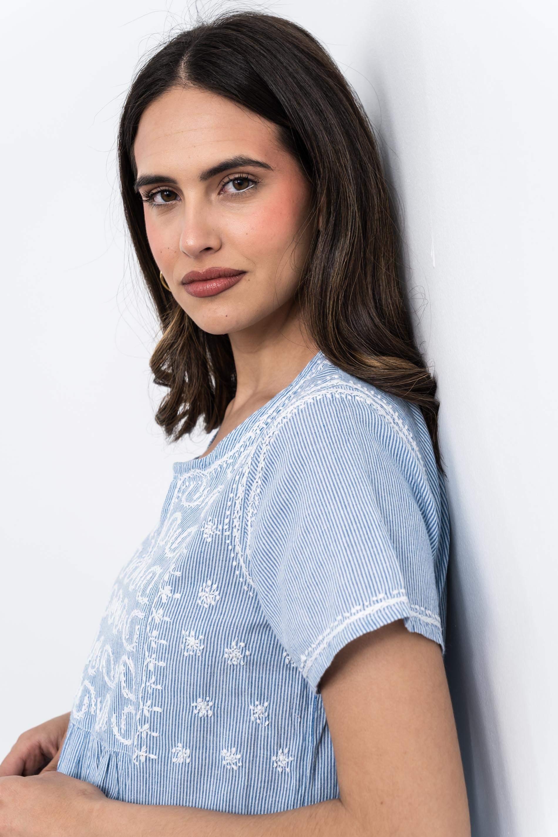 VESTIDO RAYAS BORDADO