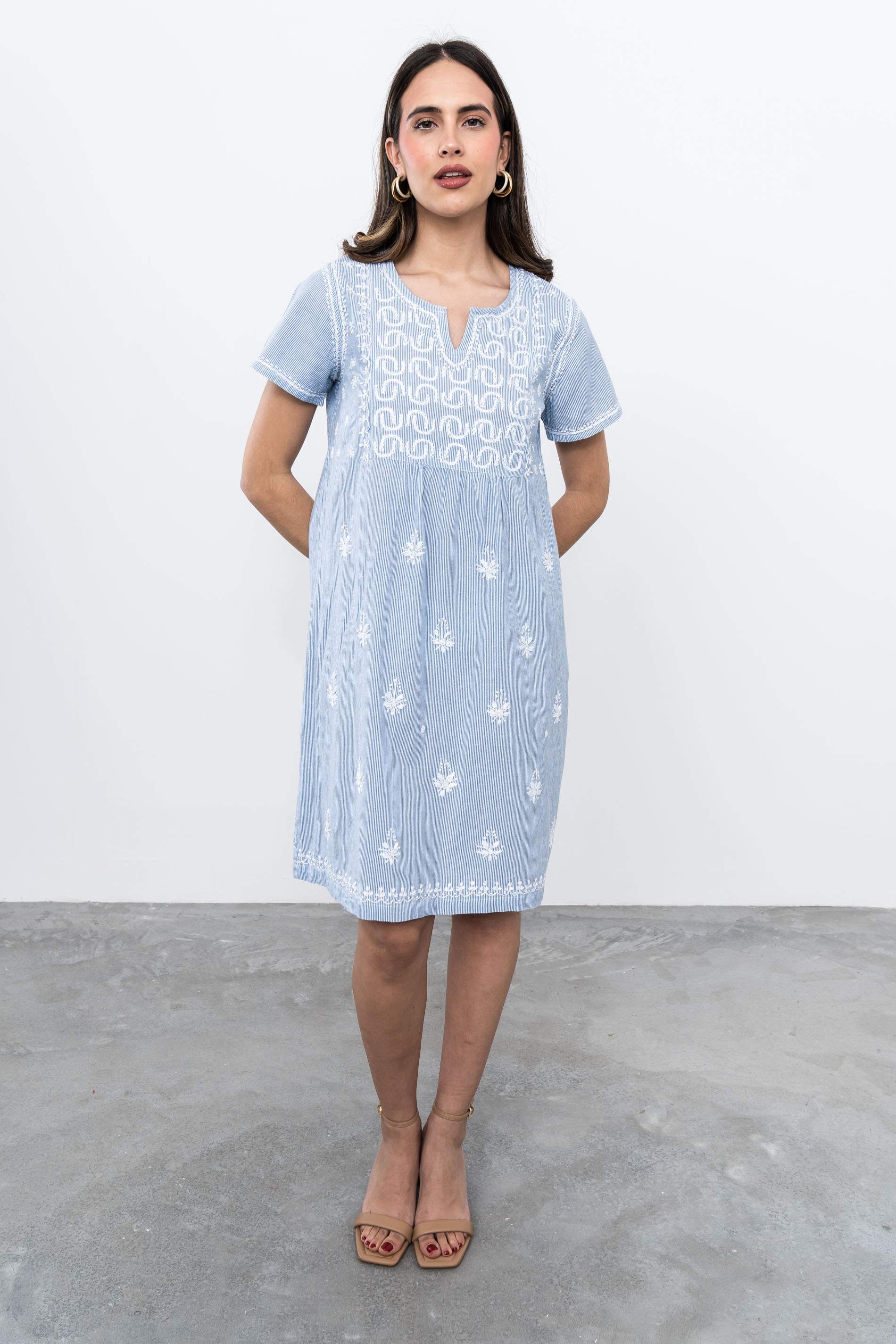 VESTIDO RAYAS BORDADO