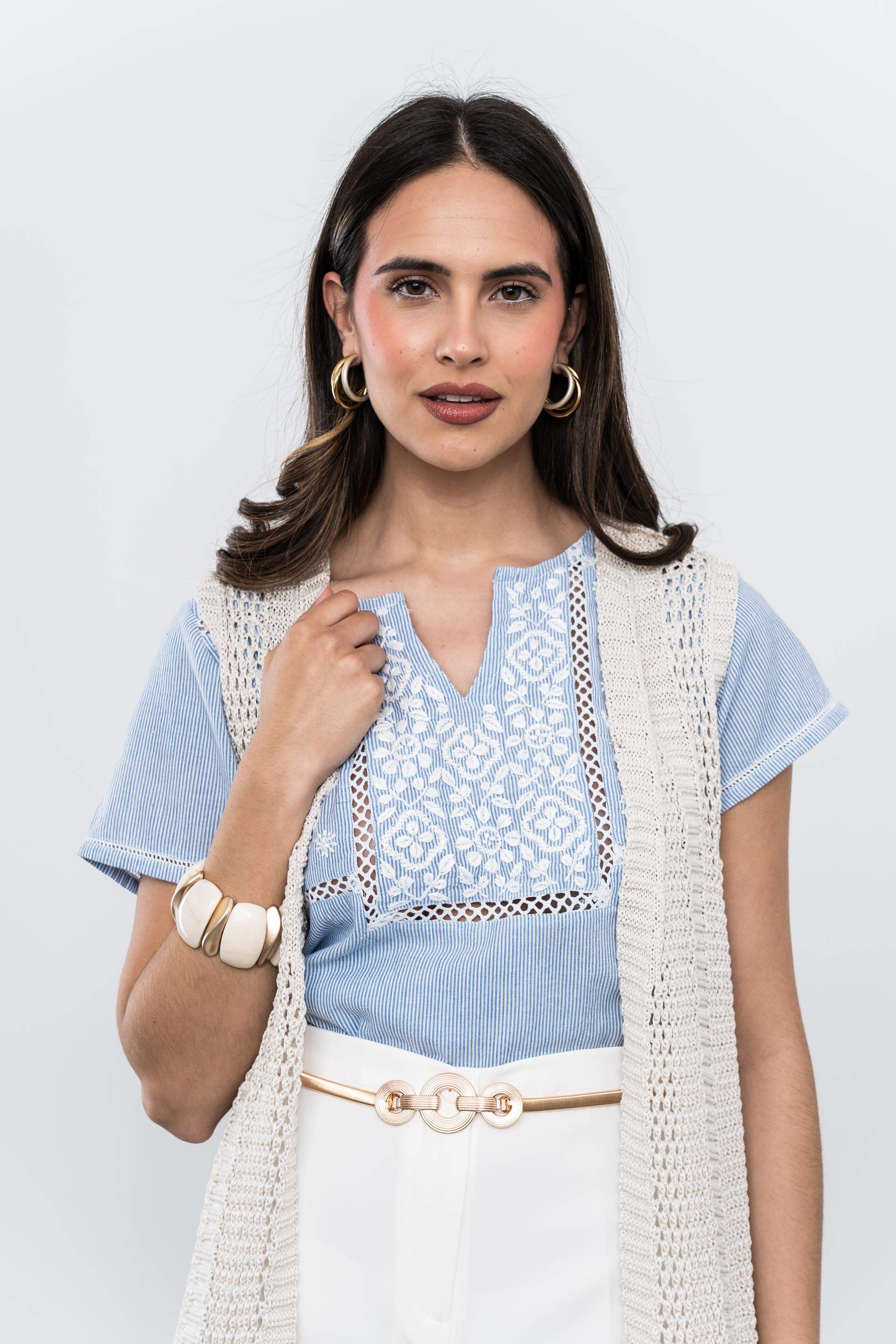 BLUSA RAYAS BORDADOS