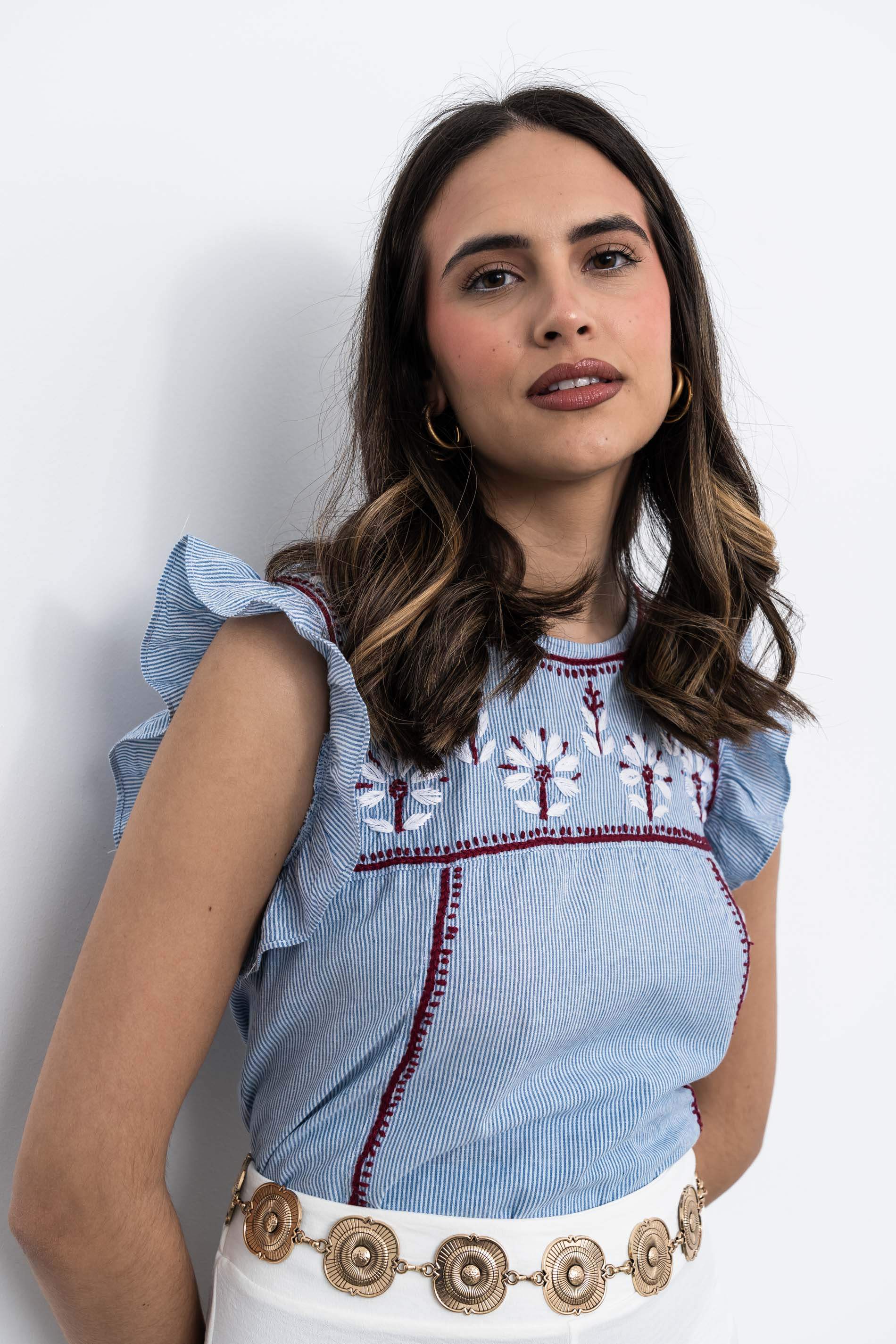 BLUSA RAYAS BORDADO COMBINADO