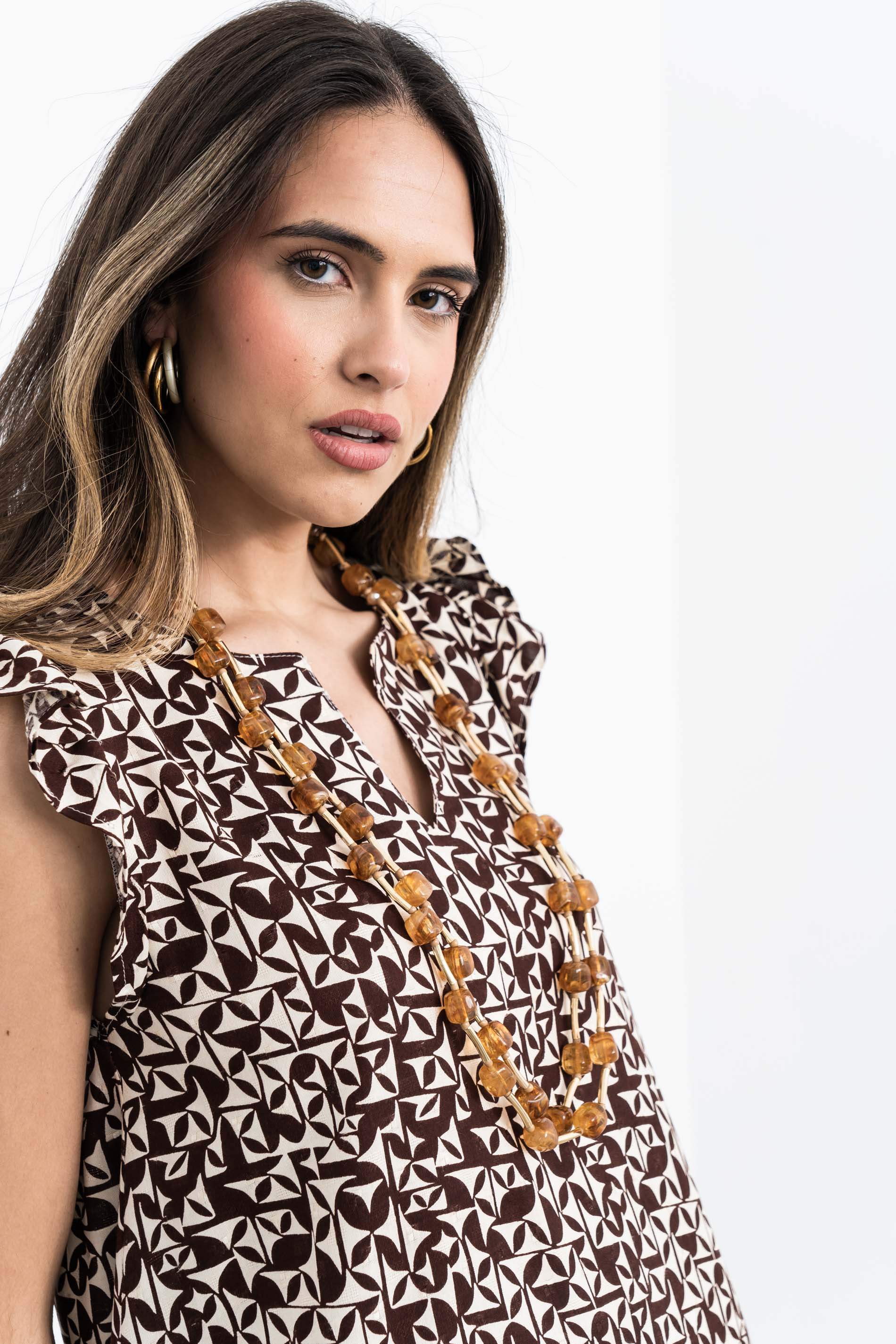 VESTIDO SISAS VOLANTE GEOMÉTRICOS