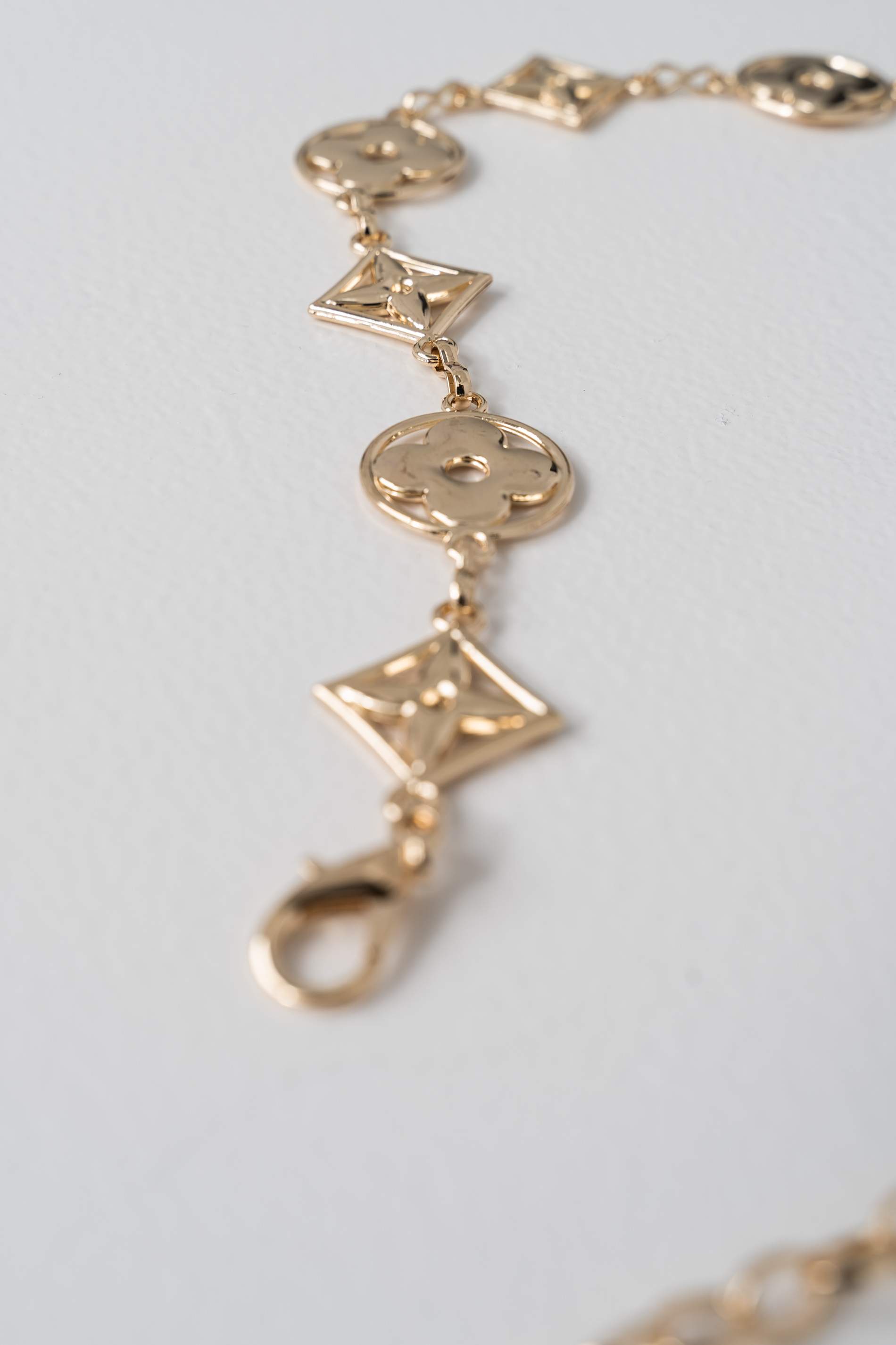 CINTURÓN CADENA PIEZAS COMBINADAS