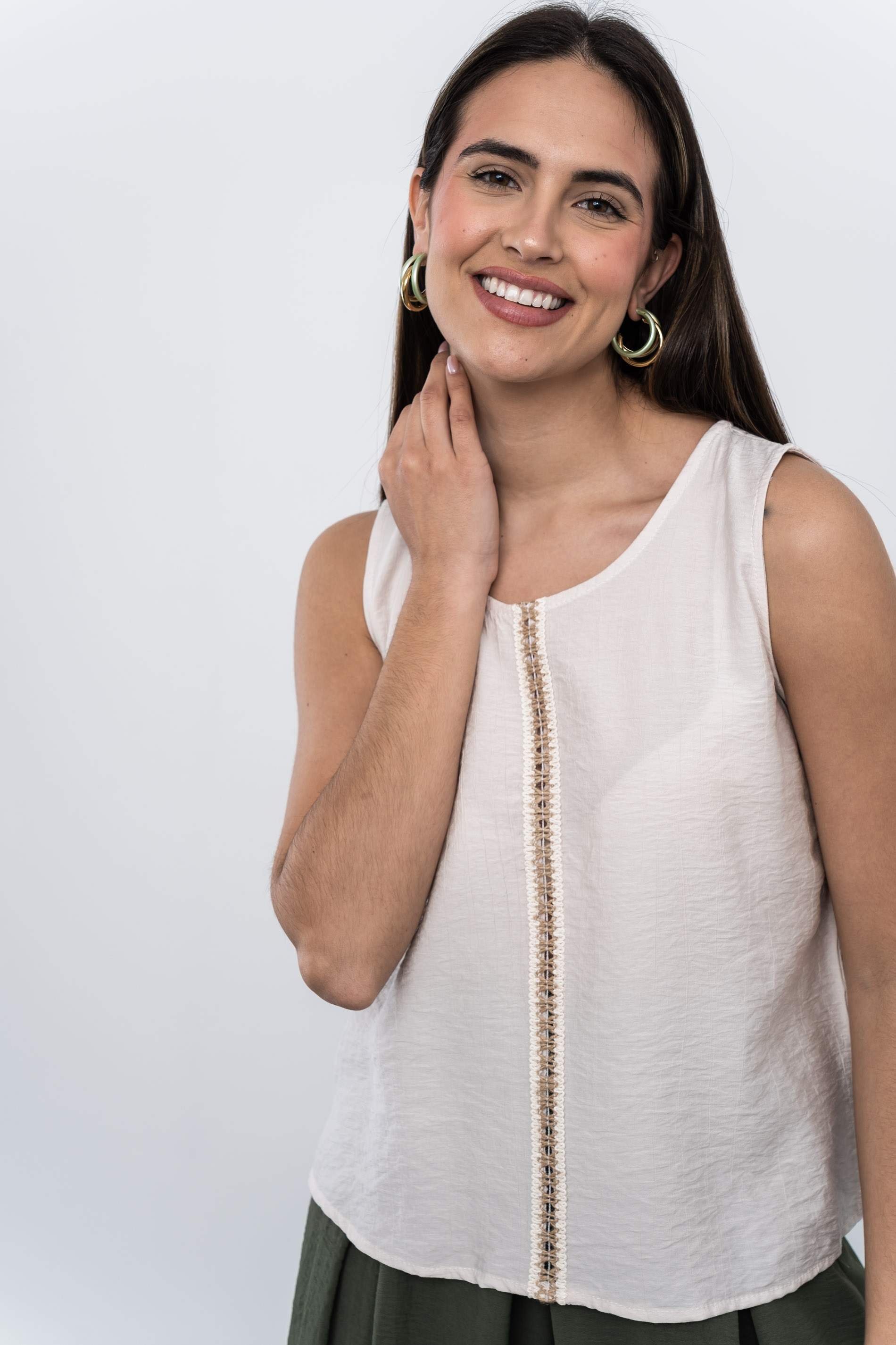 TOP DETALLE CUERDA BEIGE