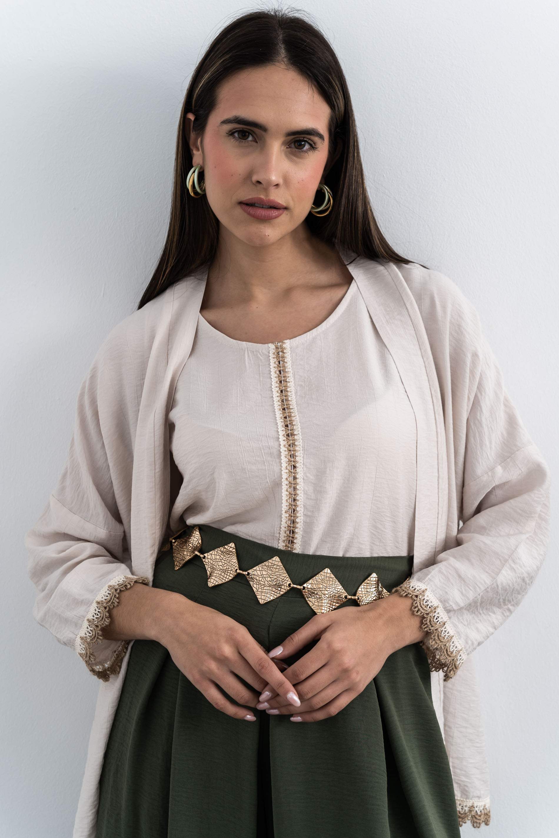 TOP DETALLE CUERDA BEIGE