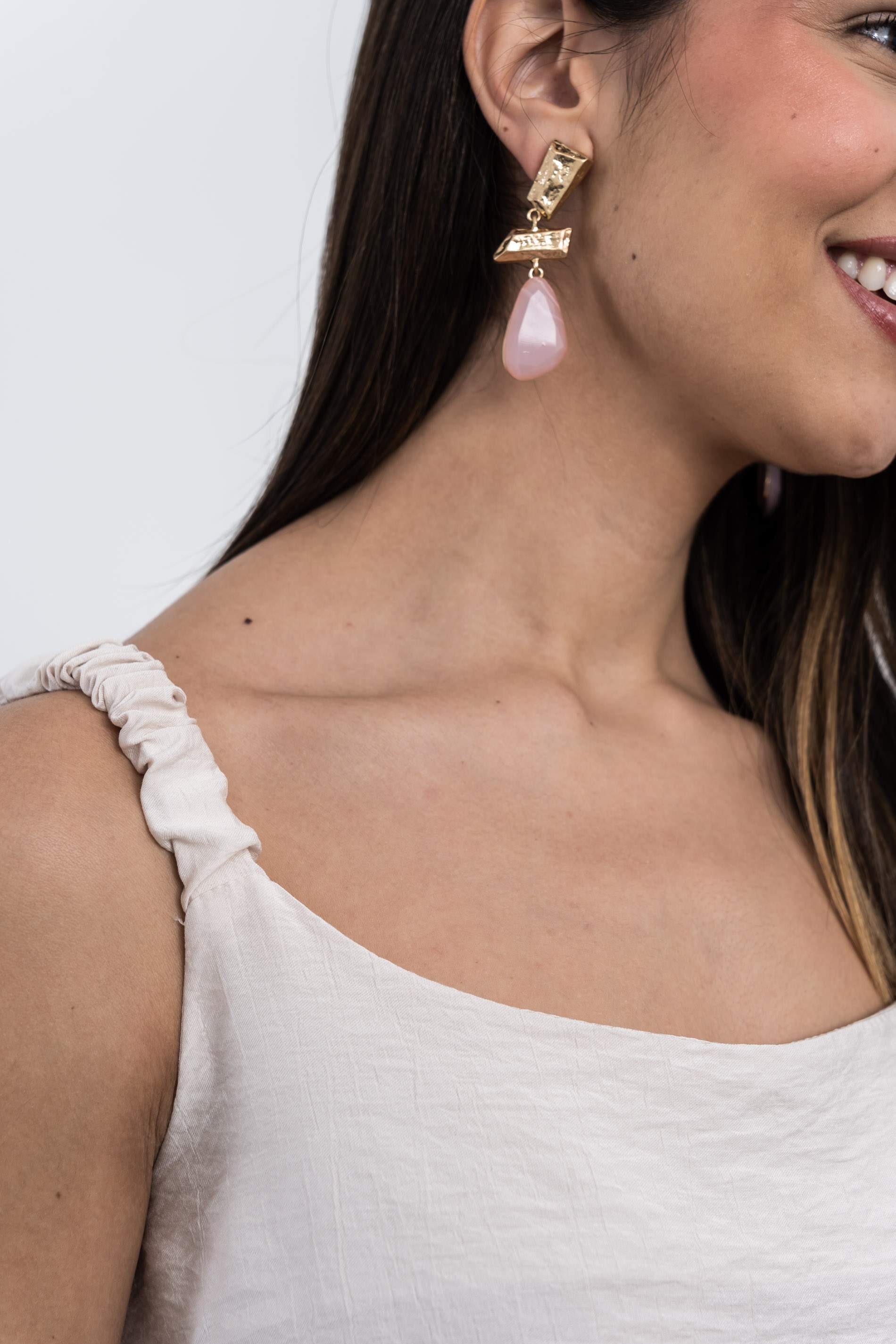 TOP TIRANTE FRUNCIDO BEIGE