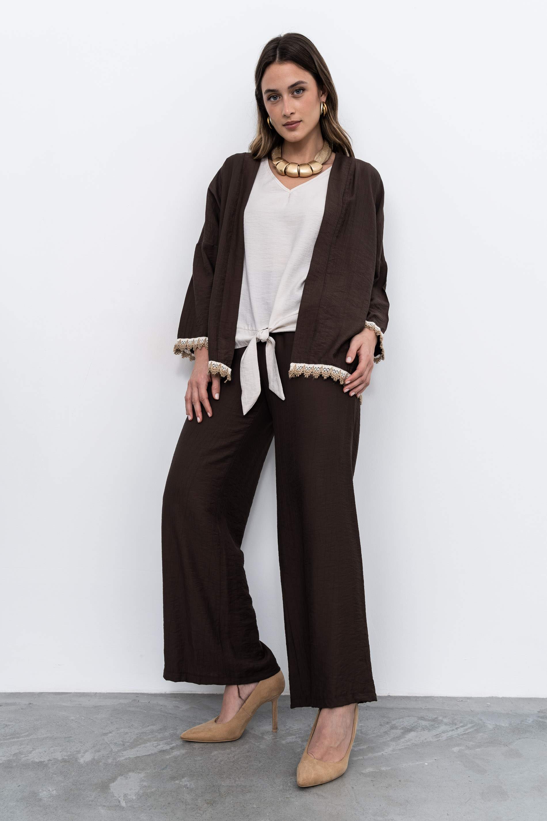 TOP DETALLE NUDO BEIGE