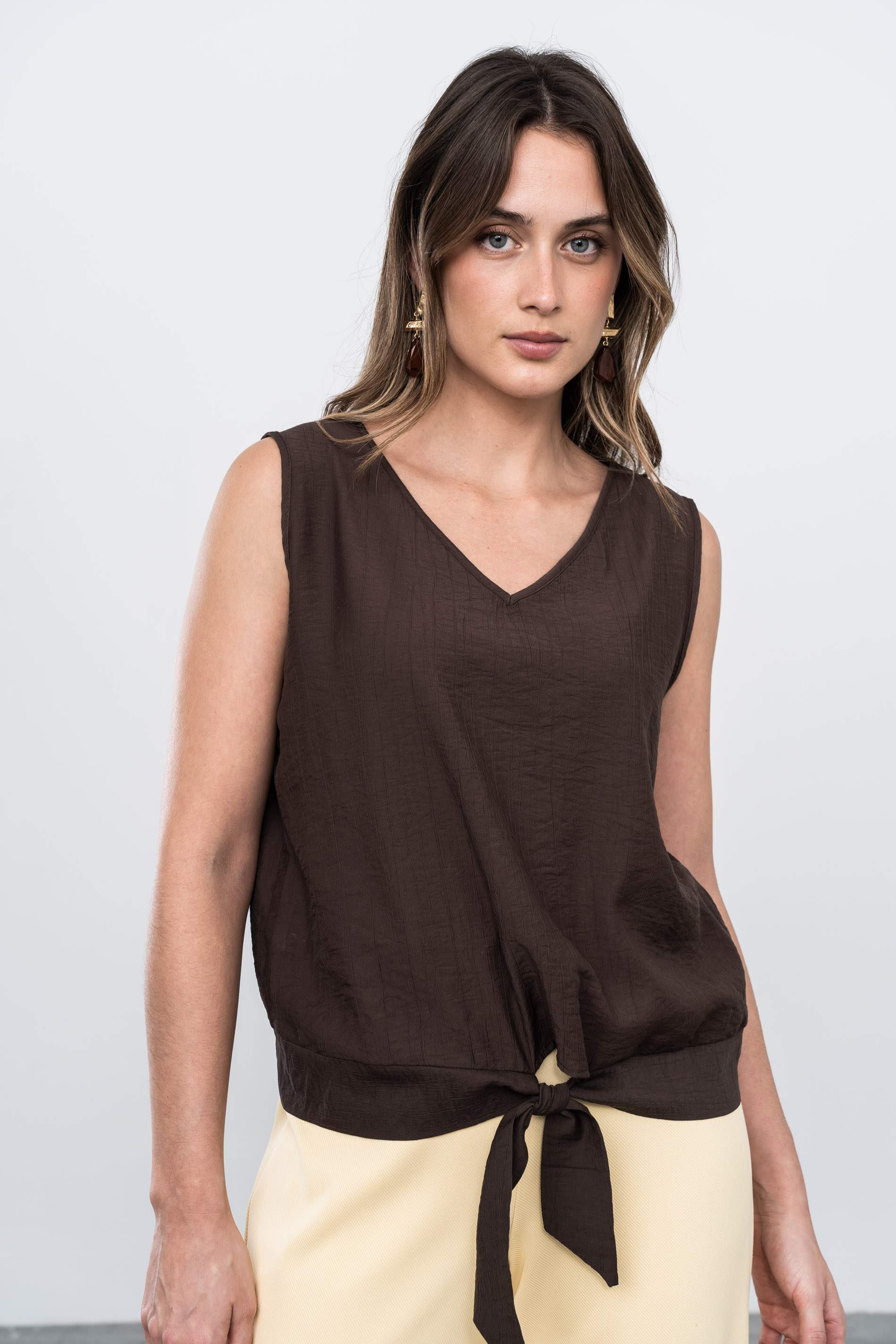 TOP DETALLE NUDO CHOCOLATE