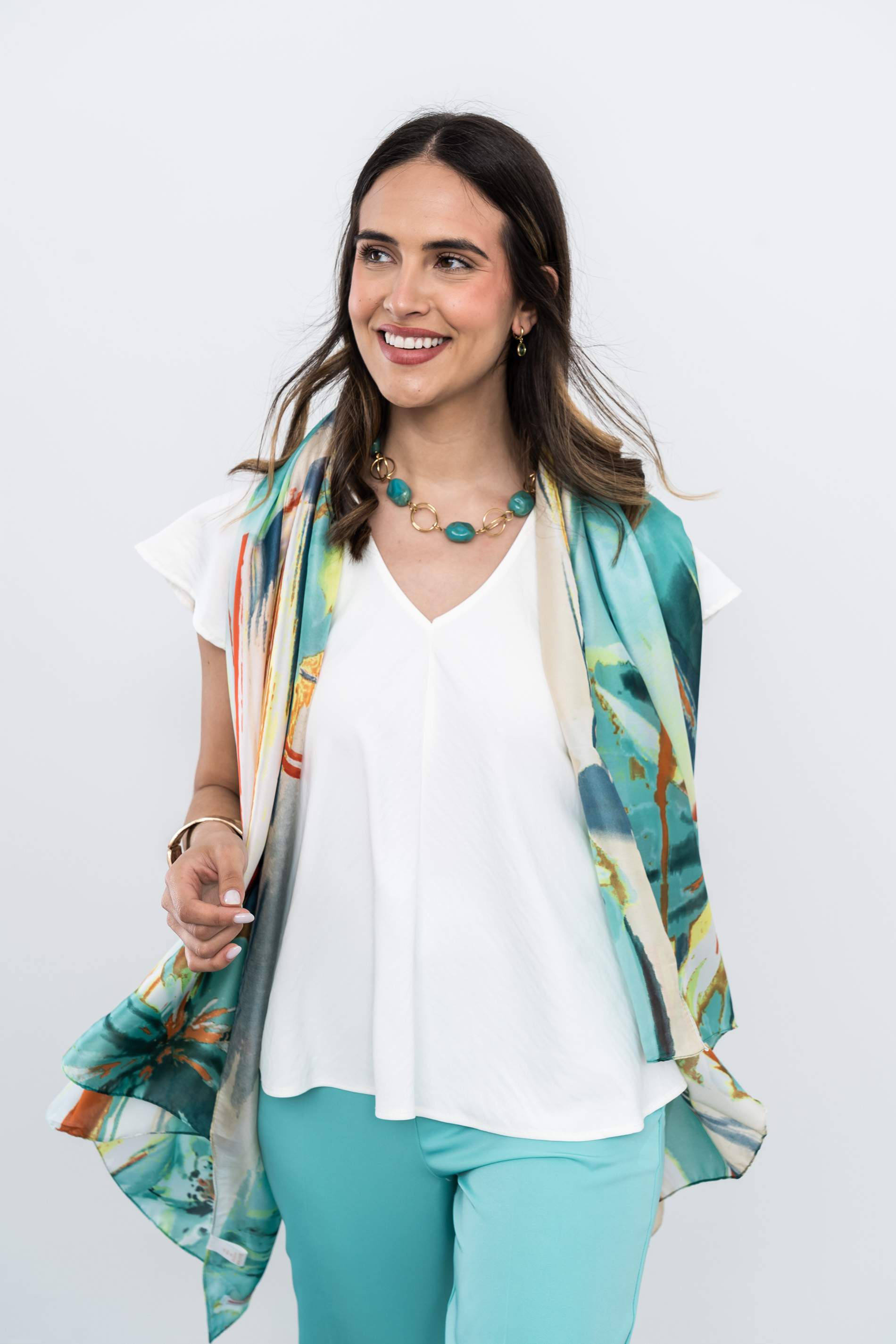 BLUSA PICO MANGA CAPAS BEIGE