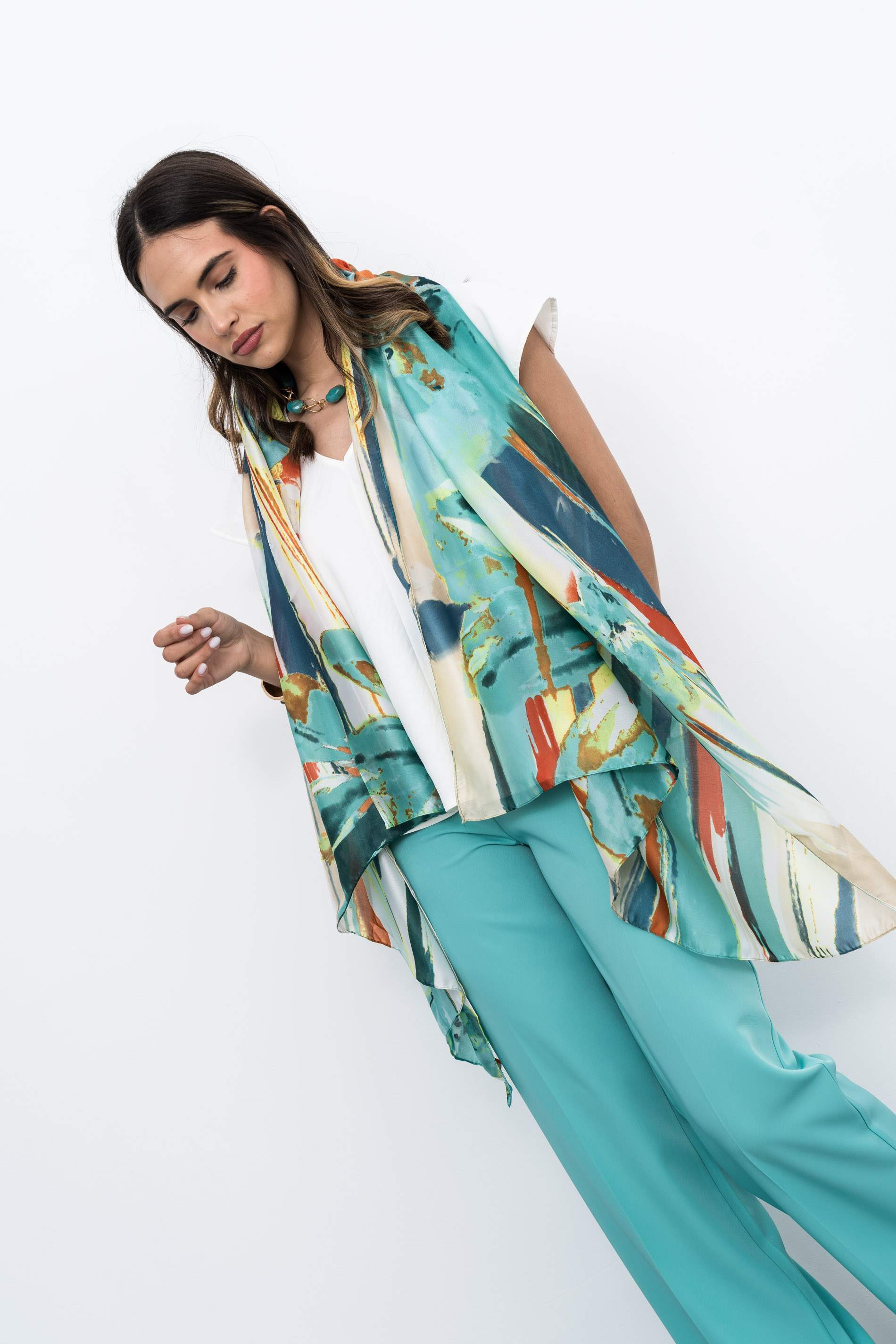 BLUSA PICO MANGA CAPAS BEIGE