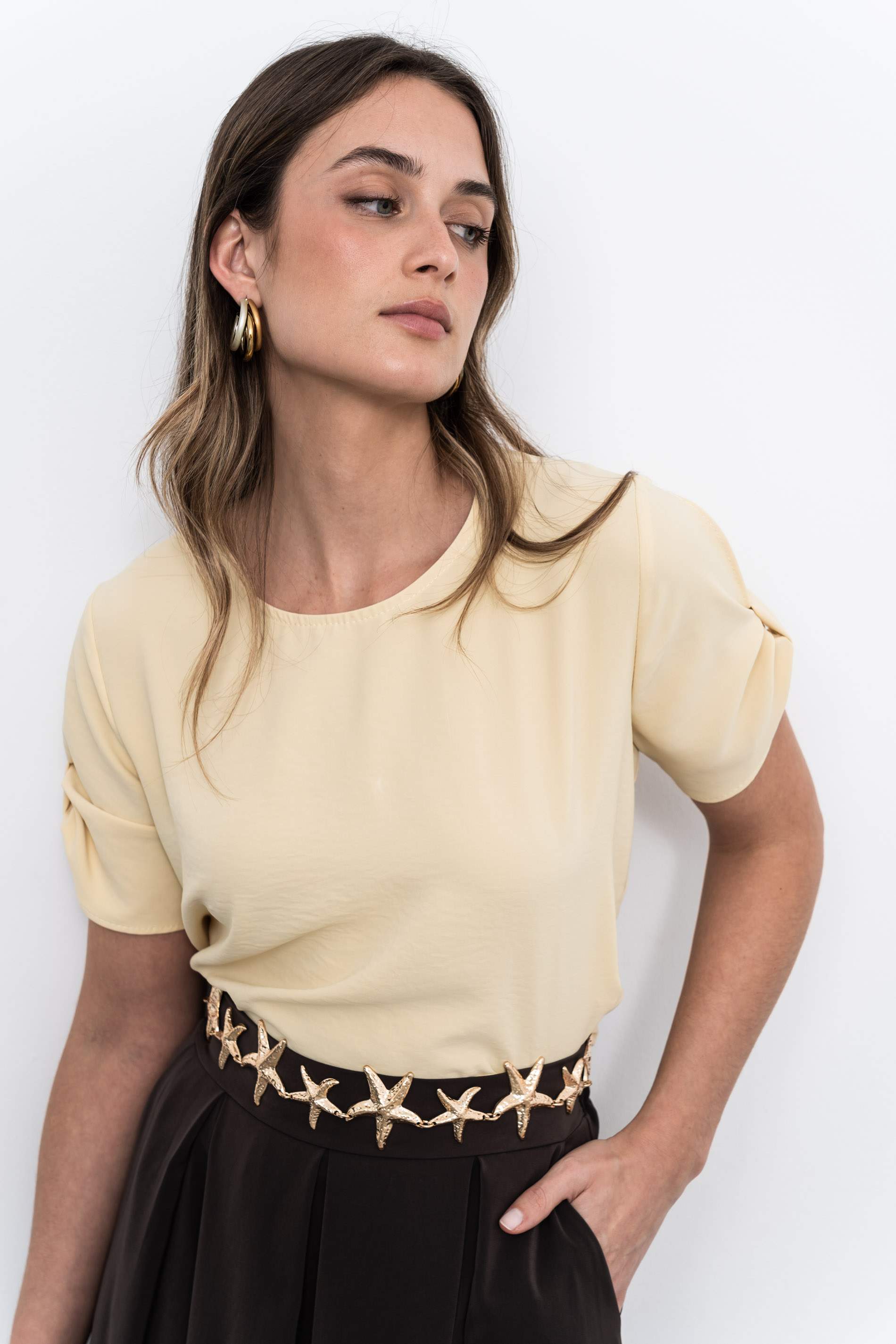 BLUSA MANGA CORTA RECOGIDA VAINILLA