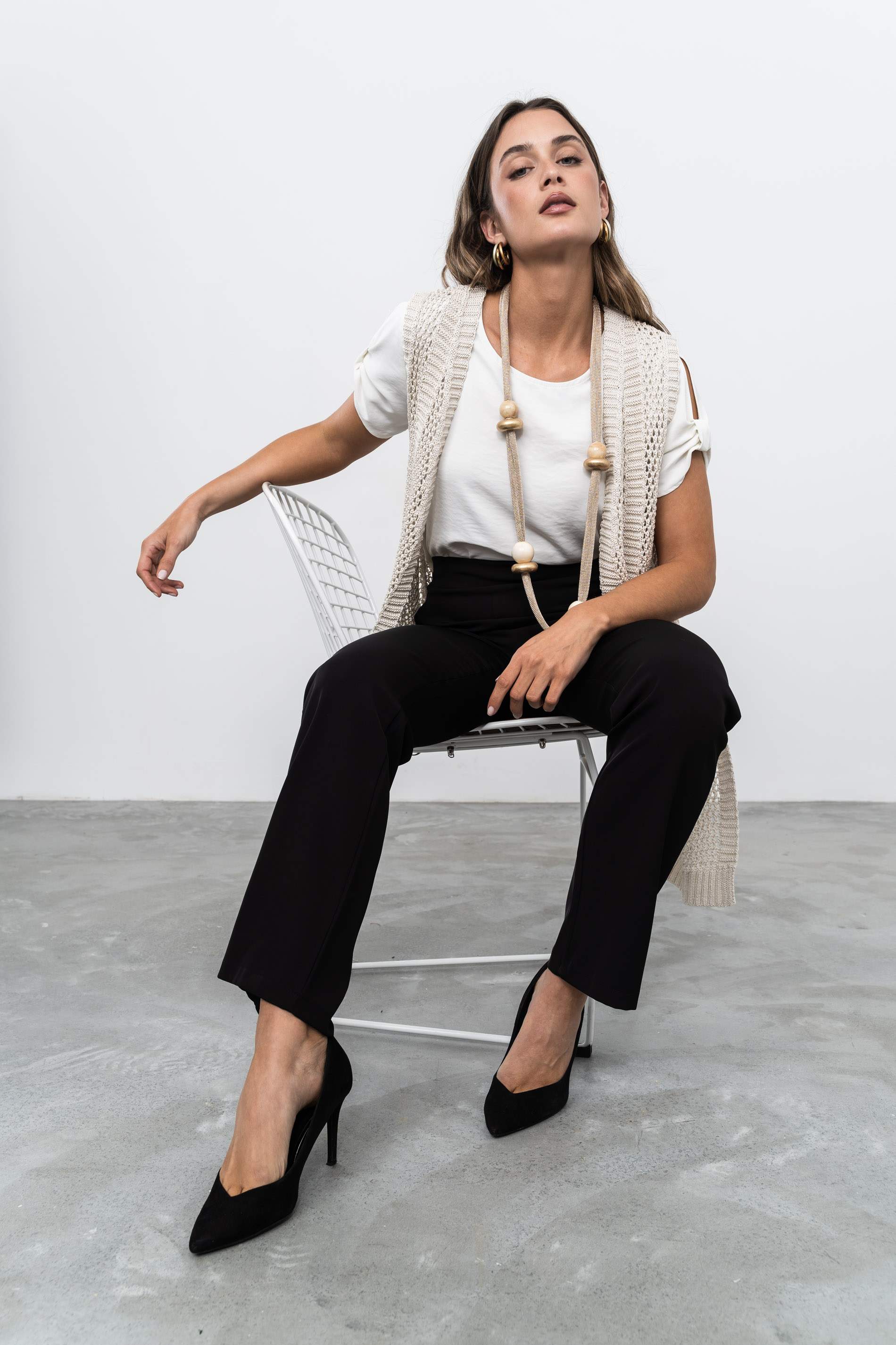 BLUSA MANGA CORTA RECOGIDA MARFIL