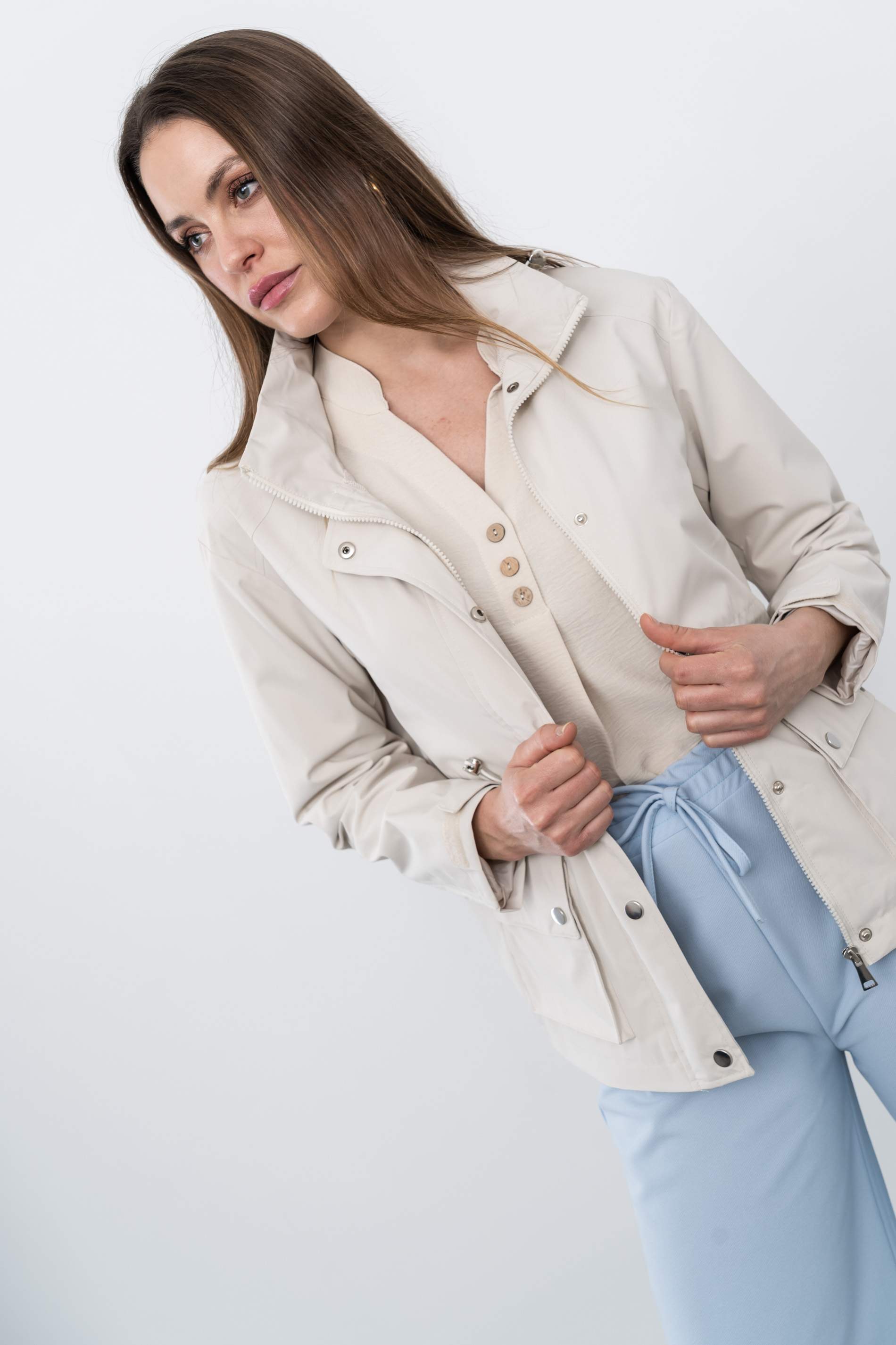 CORTAVIENTOS BOLSILLOS BEIGE