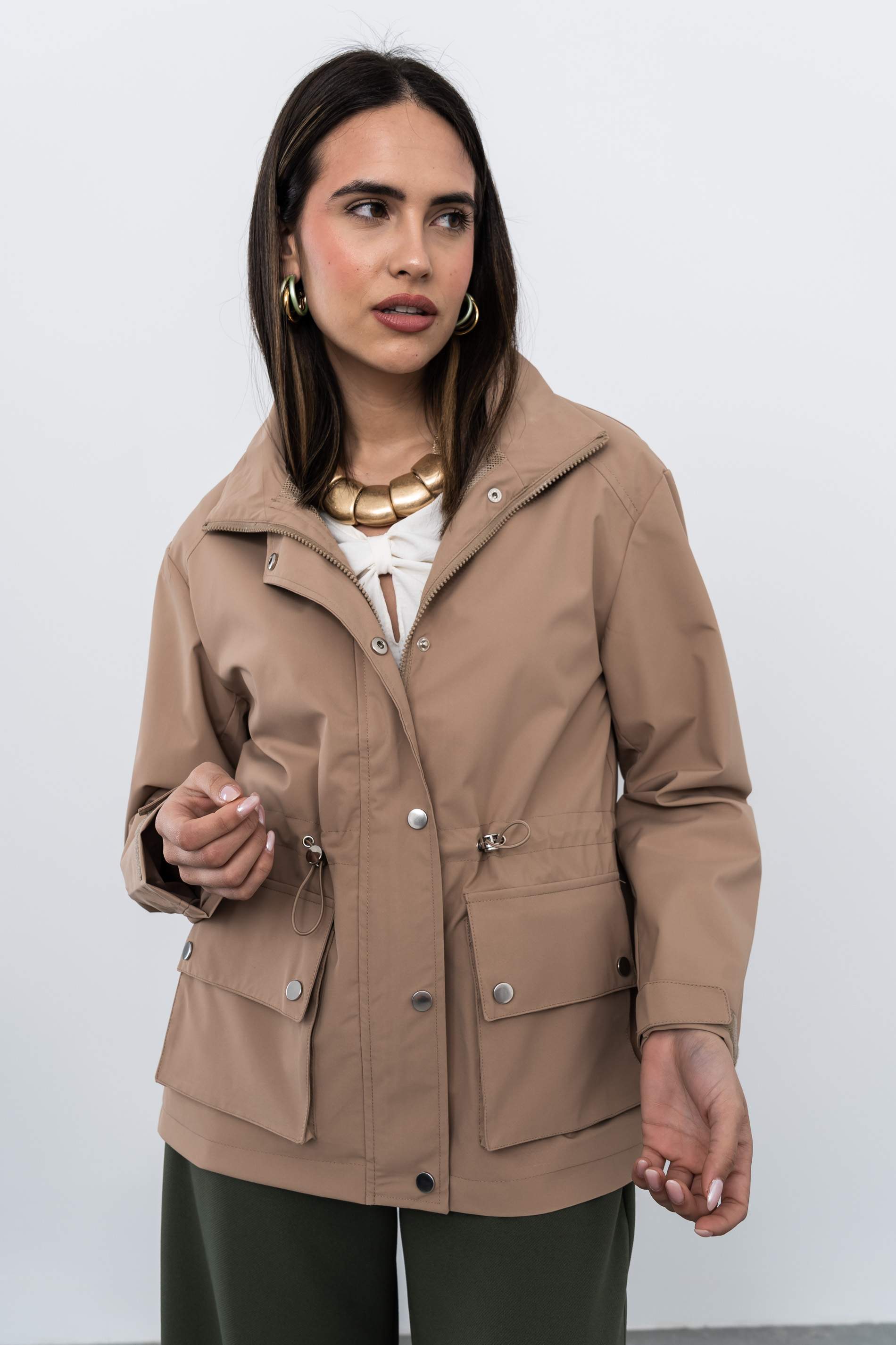 CORTAVIENTOS BOLSILLOS CAMEL