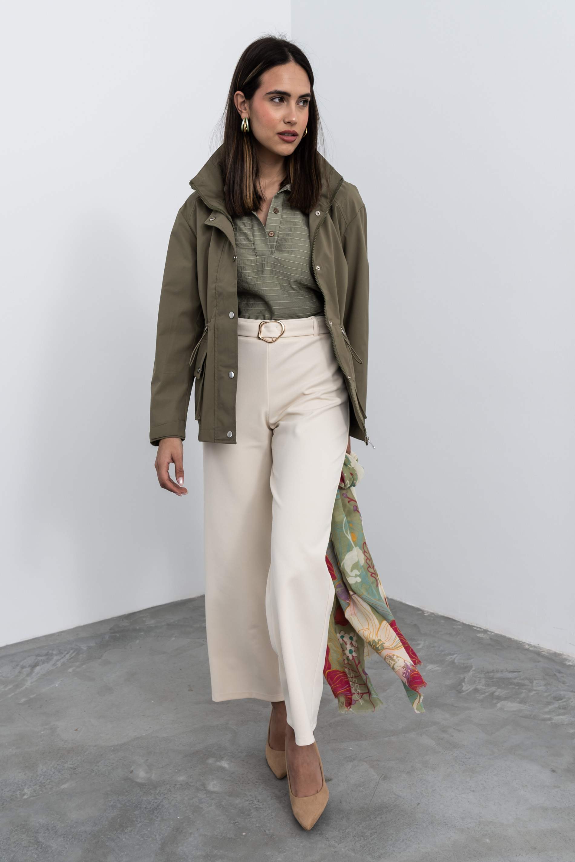 CORTAVIENTOS BOLSILLOS KAKI