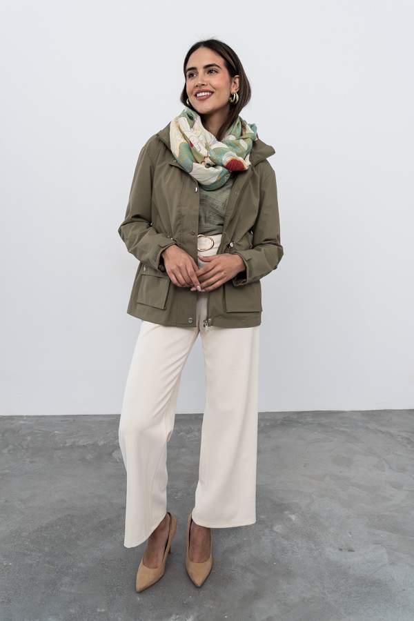 CORTAVIENTOS BOLSILLOS KAKI