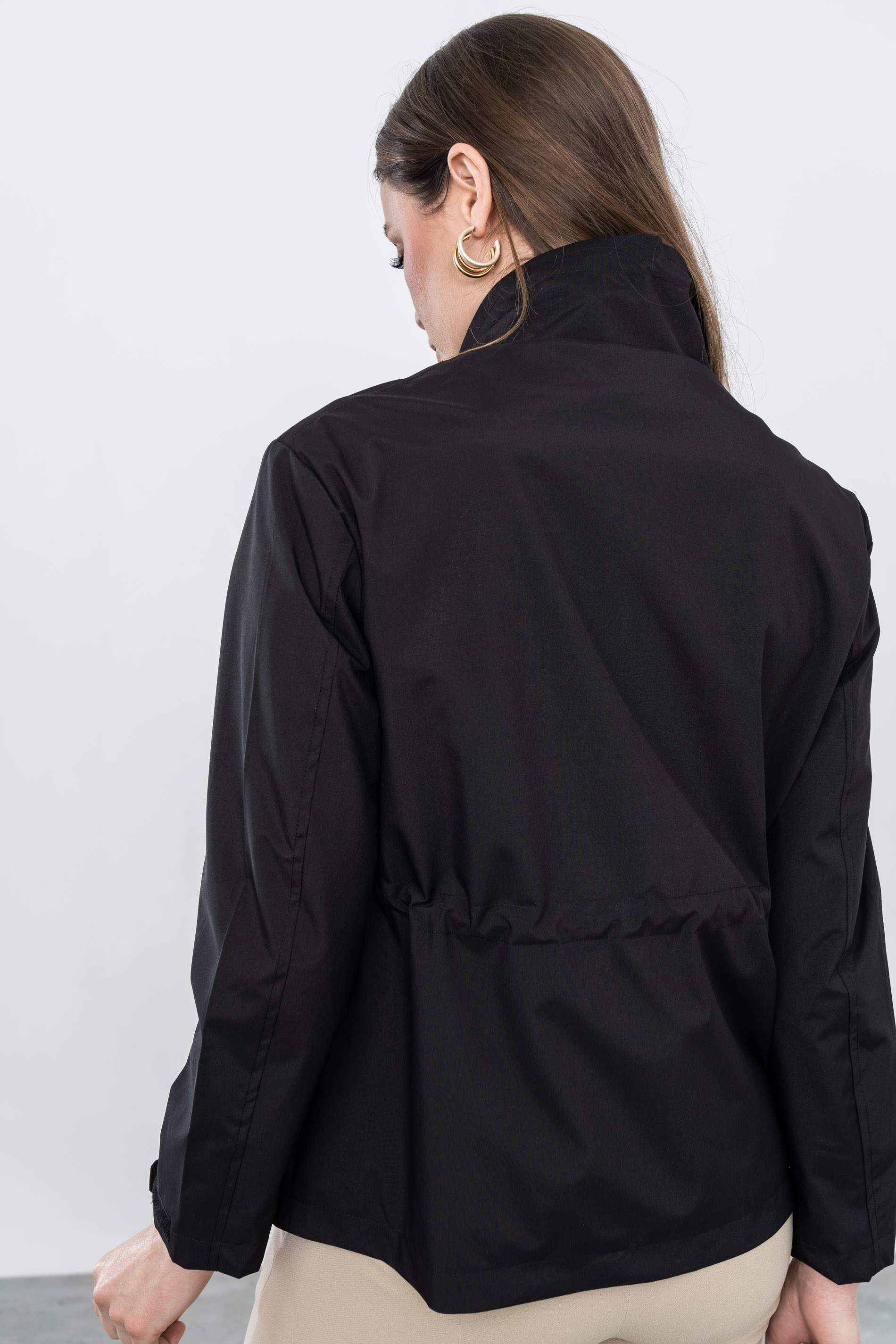 CORTAVIENTOS BOLSILLOS NEGRO